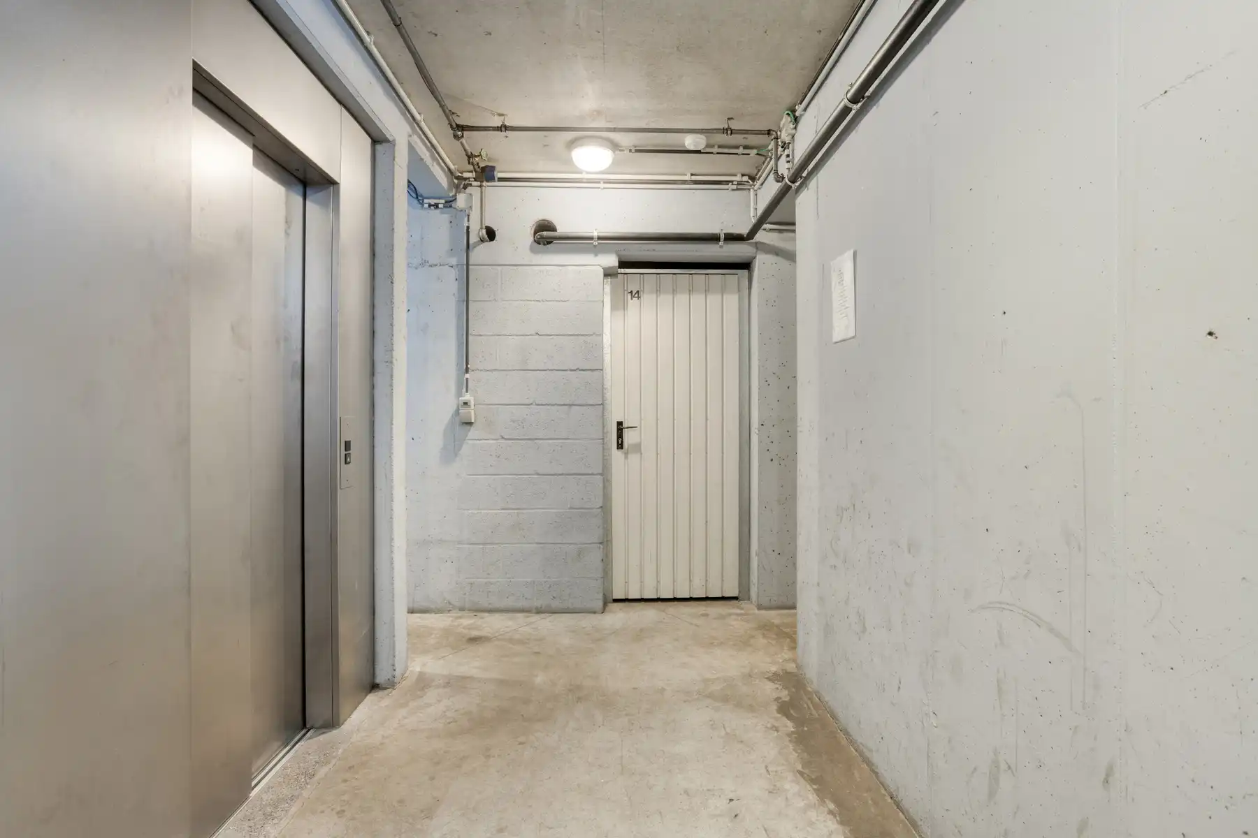 APPARTEMENT 7DE VERDIEPING + ONDERGRONDSE AUTOSTAANPLAATS foto 18