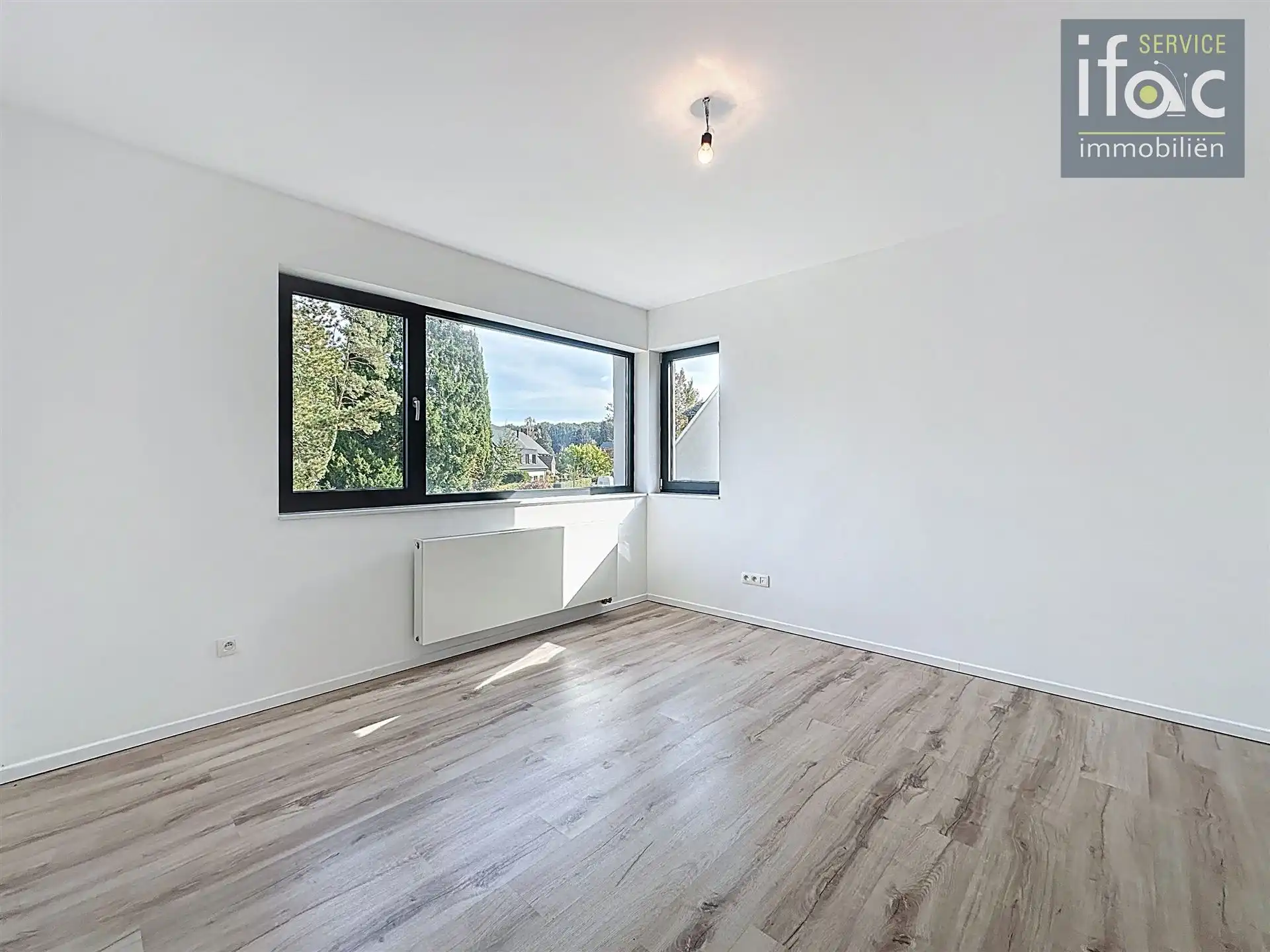 Moderne villa met 6 slaapkamers en zonnige tuin in wijk Arboretum foto 14