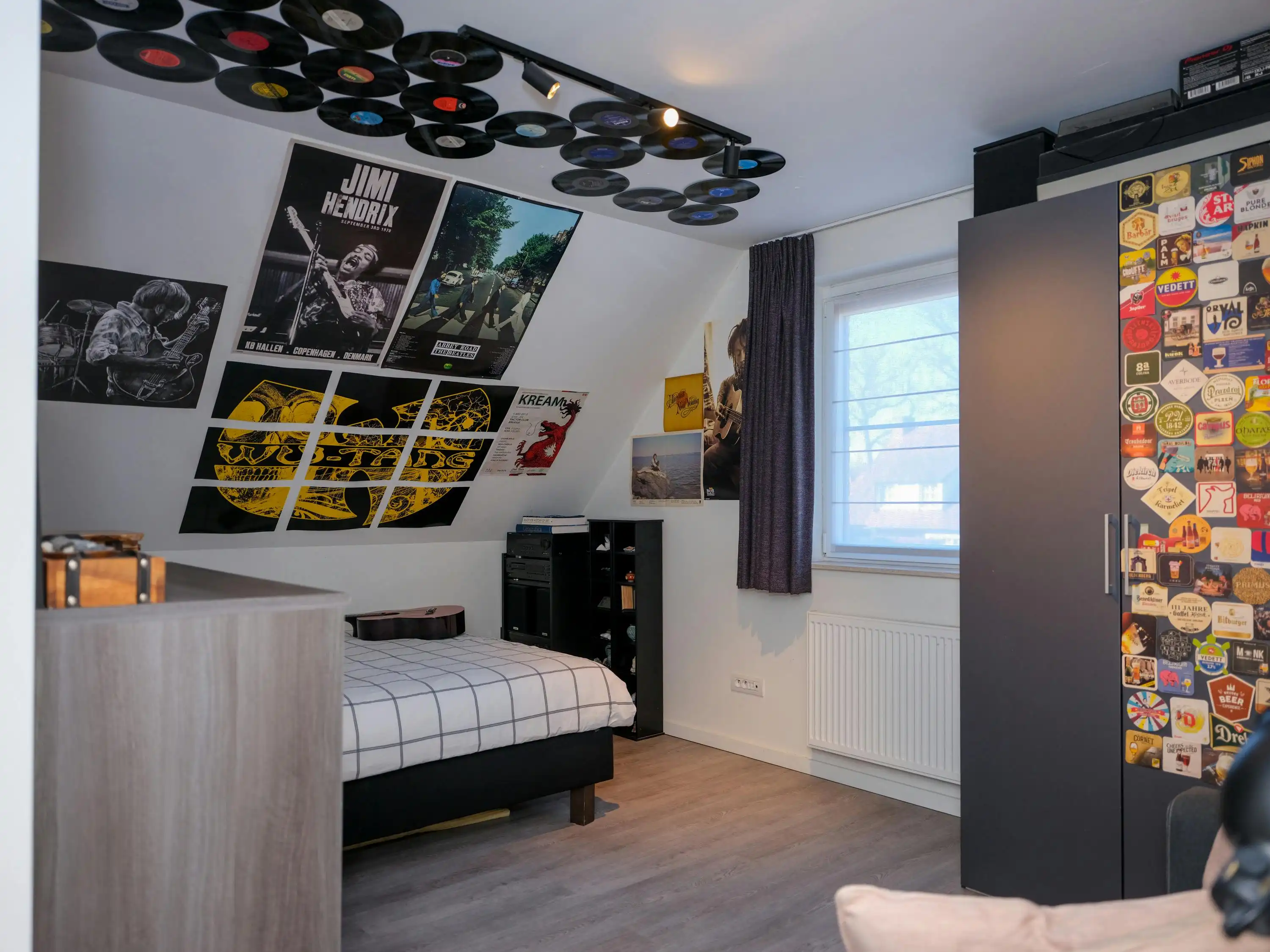 Huis met 4 slaapkamers op een rustige locatie in Oostkamp  foto 9