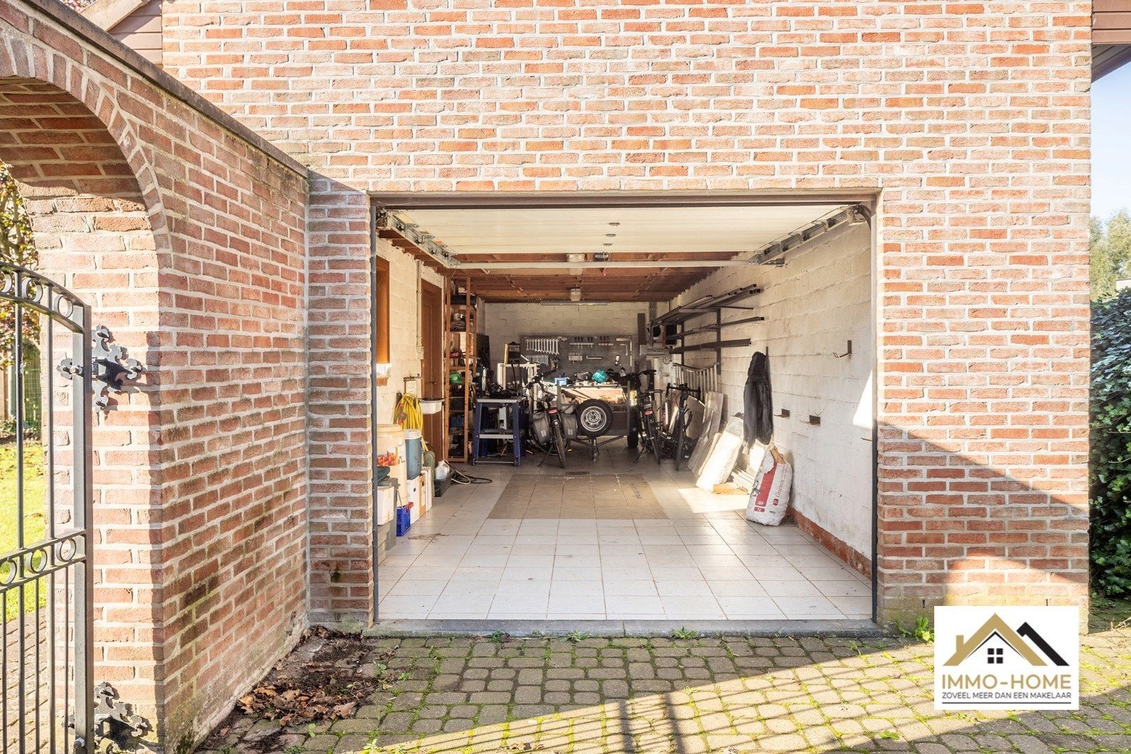 Ruime open bebouwing met garage foto 28