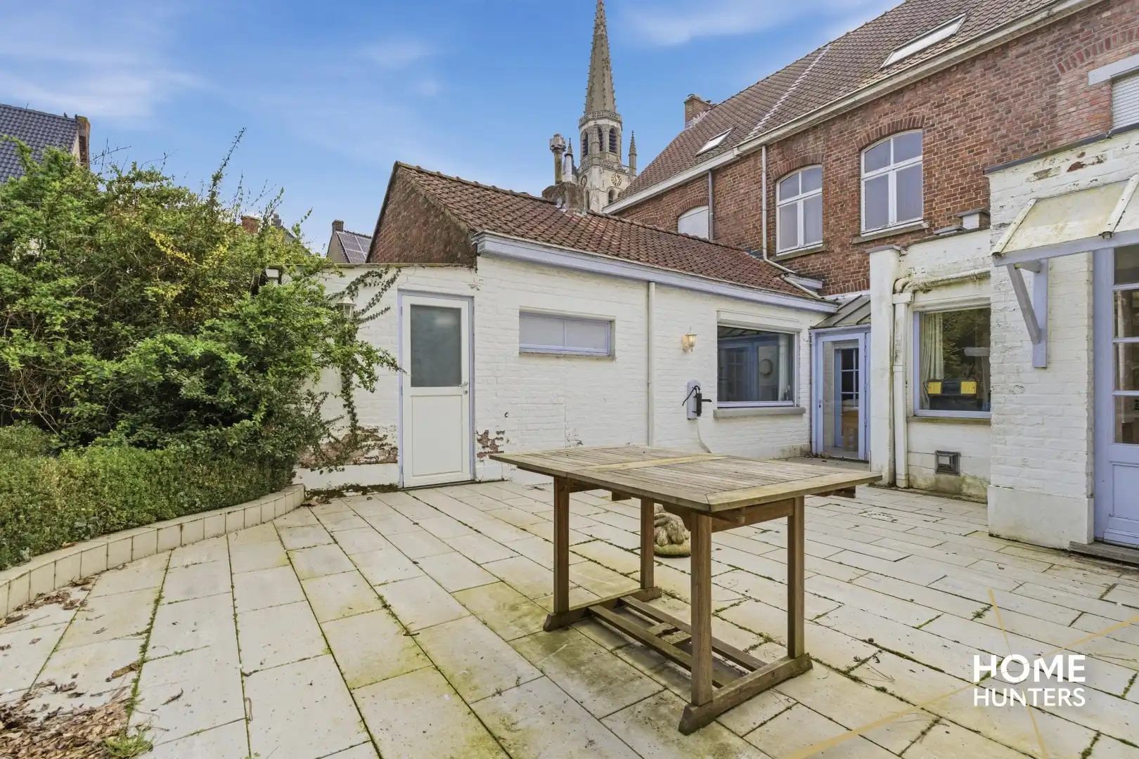 Karaktervolle stadswoning met 5 slaapkamers, ruime garage en tuin nabij de Leie in Wervik foto 15