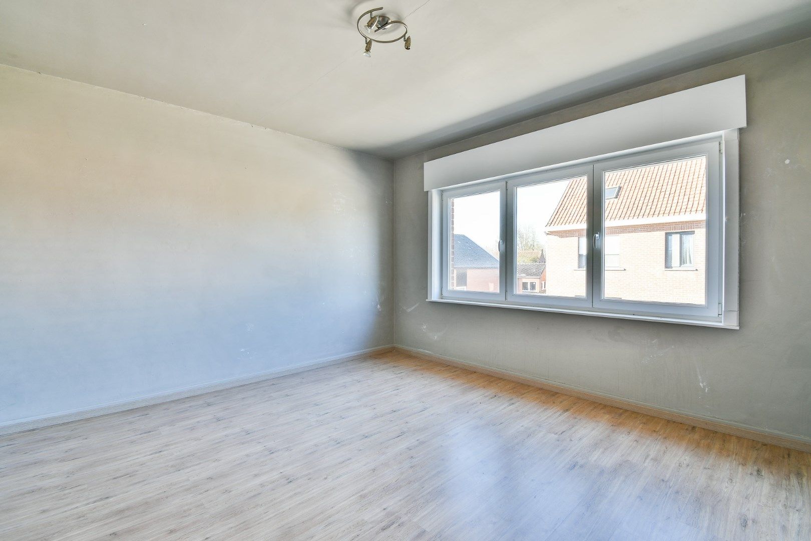 Halfopen woning op toplocatie met prachtig uitzicht op De Krekemeersen! foto 12