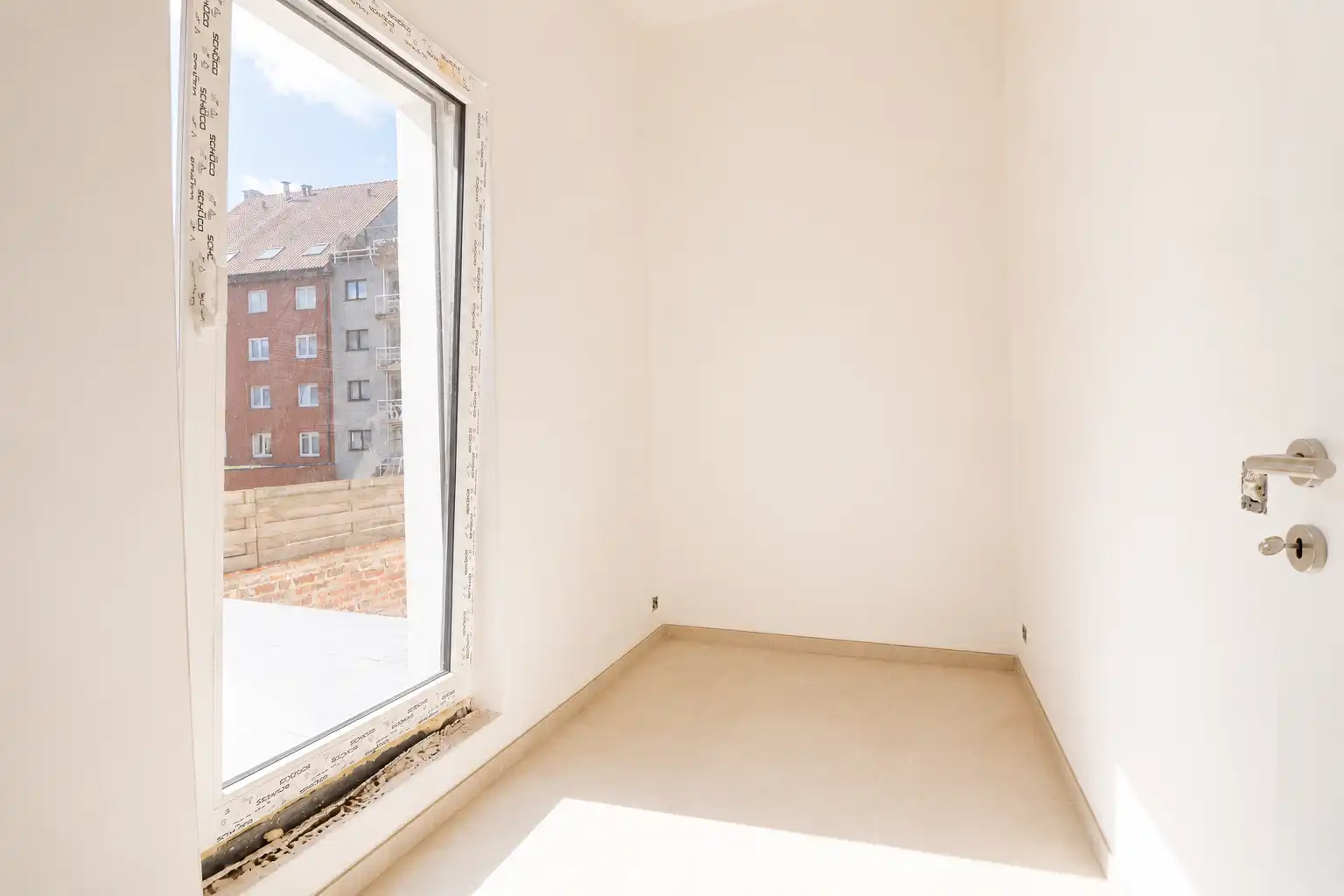 Zeer lichtrijk en instapklaar 2-slaapkamerappartement (91 m²) met 2 slaapkamers en 2 terrassen. foto 7