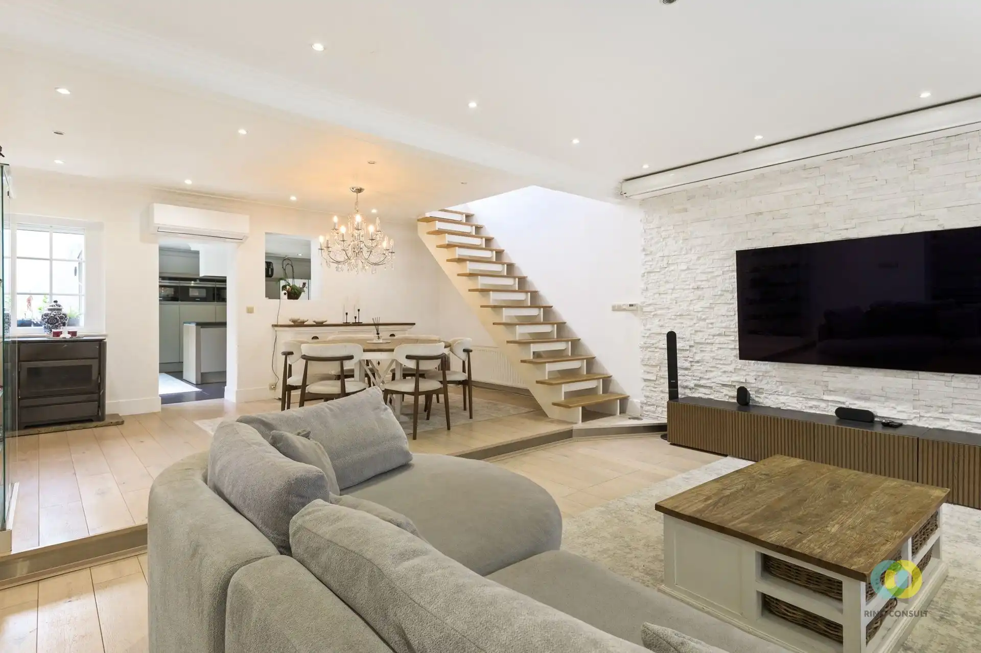 Instapklare woning met 3 slaapkamers foto 2