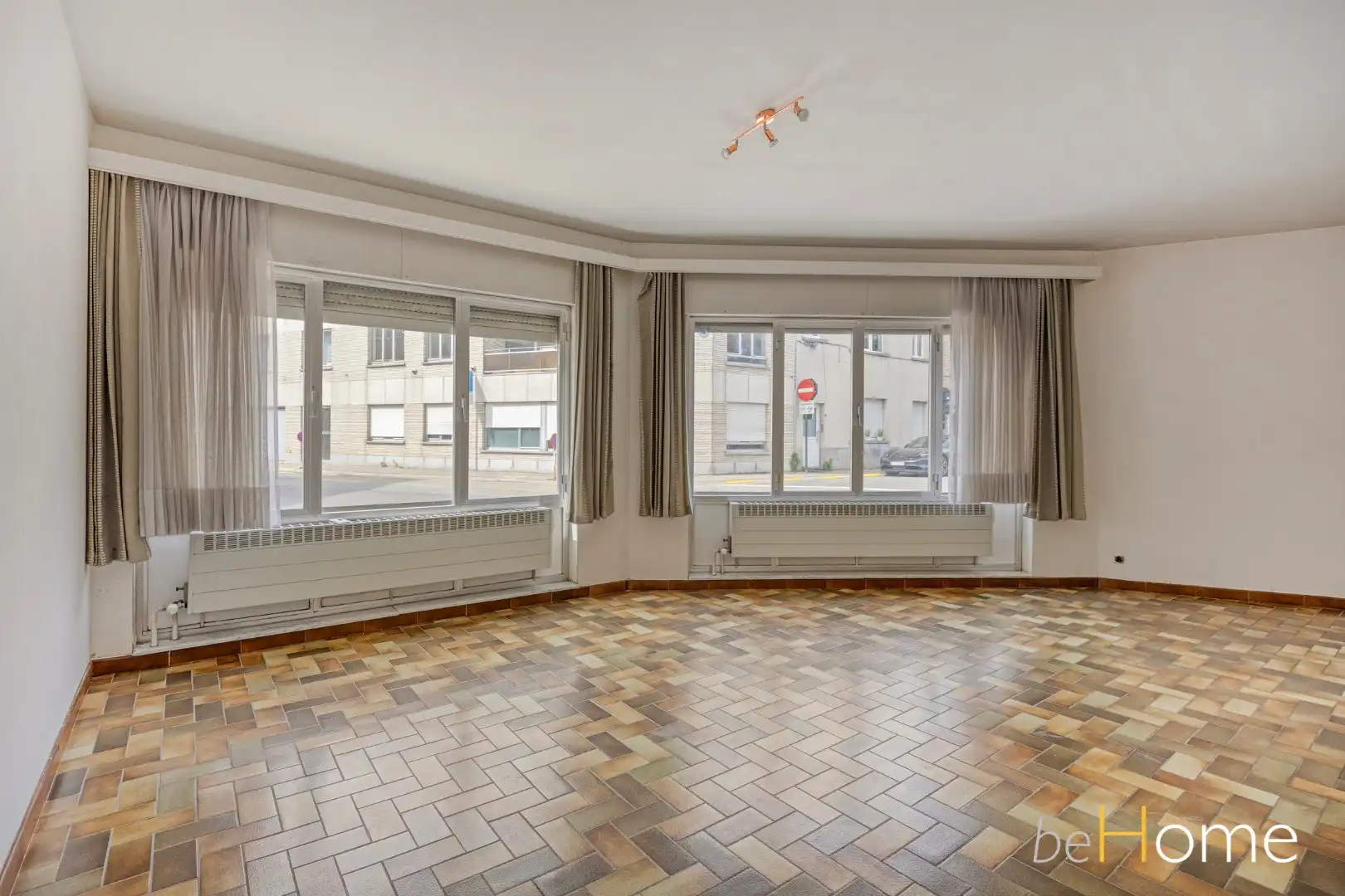 Opbrengsteigendom met 5 appartementen en 2 garages op toplocatie in Merchtem foto 11