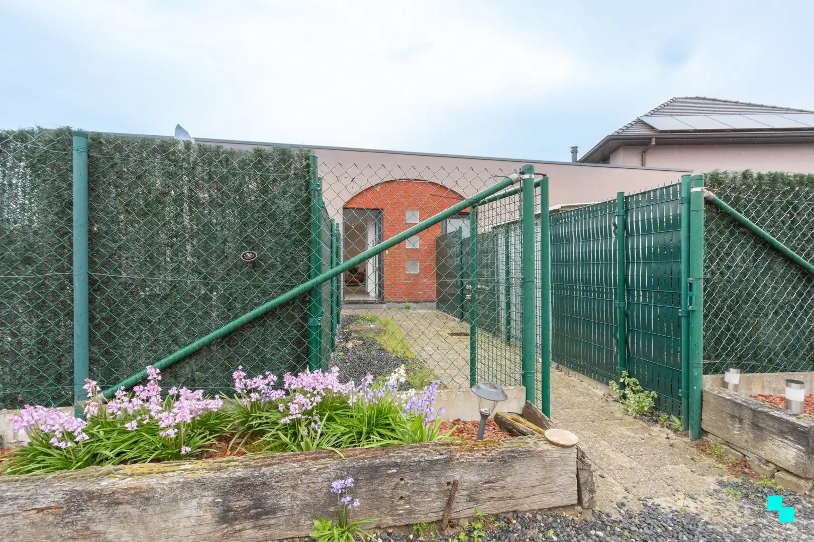 Studio met terras in hartje Merelbeke foto 12