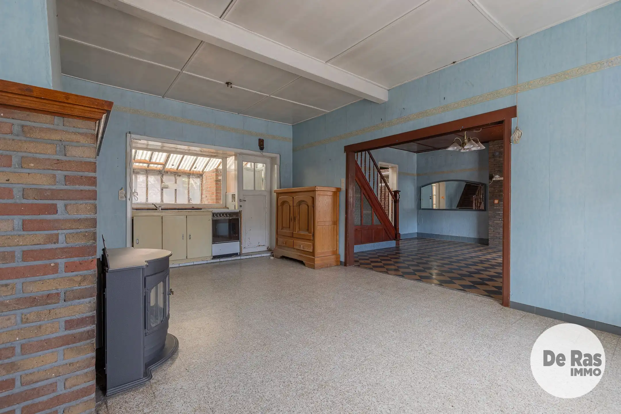 OOSTERZELE - Te renoveren woning met tal van mogelijkheden foto 7