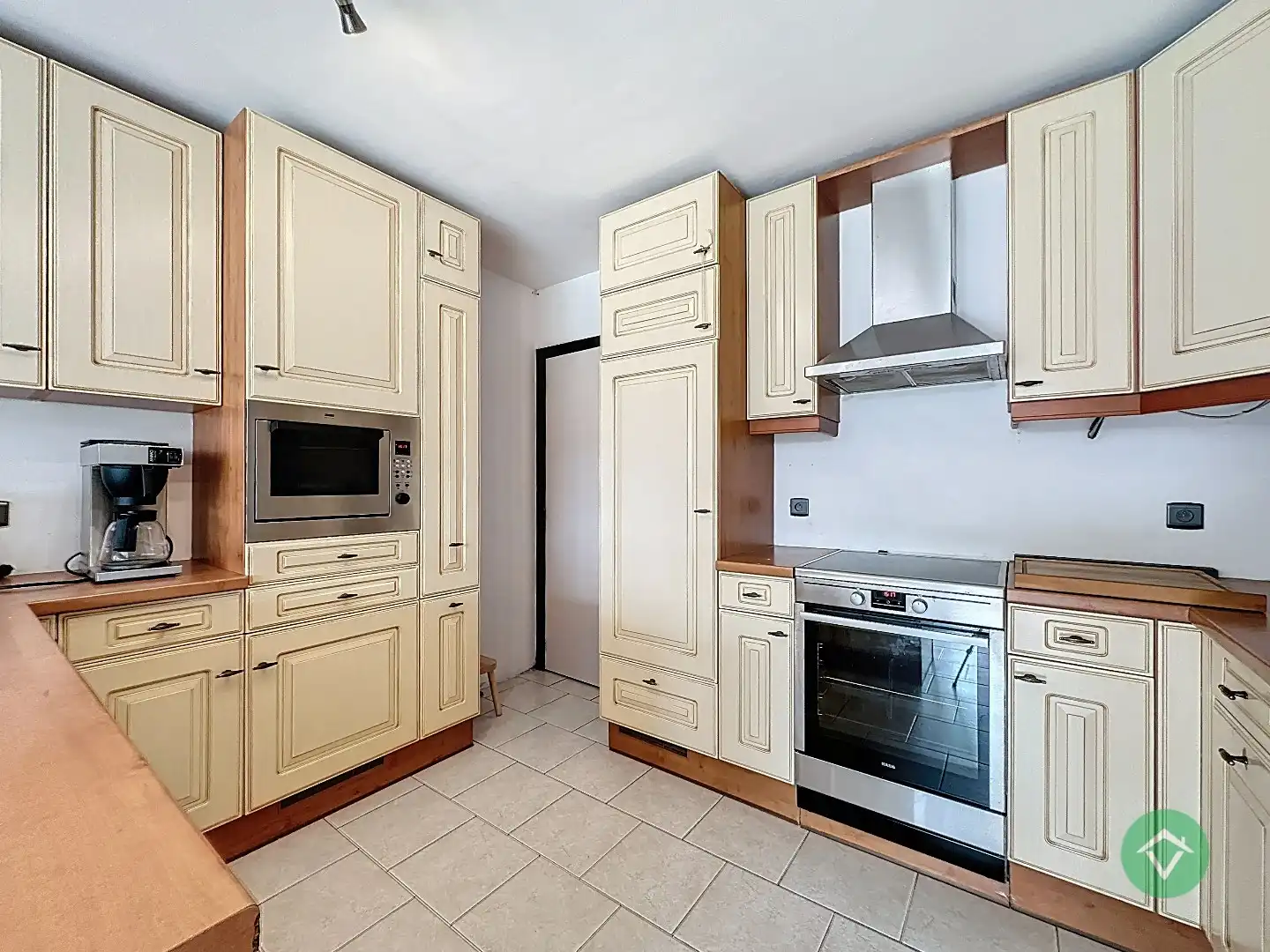 Statige gezinswoning met zonnige tuin, drie slaapkamers en topligging in Leke foto 9