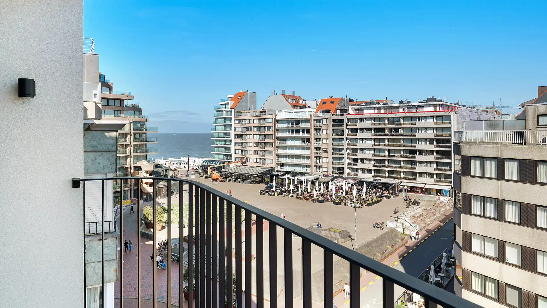 Prachtig nieuwbouw appartement met zijdelings zeezicht in het centrum van Knokke. foto 10