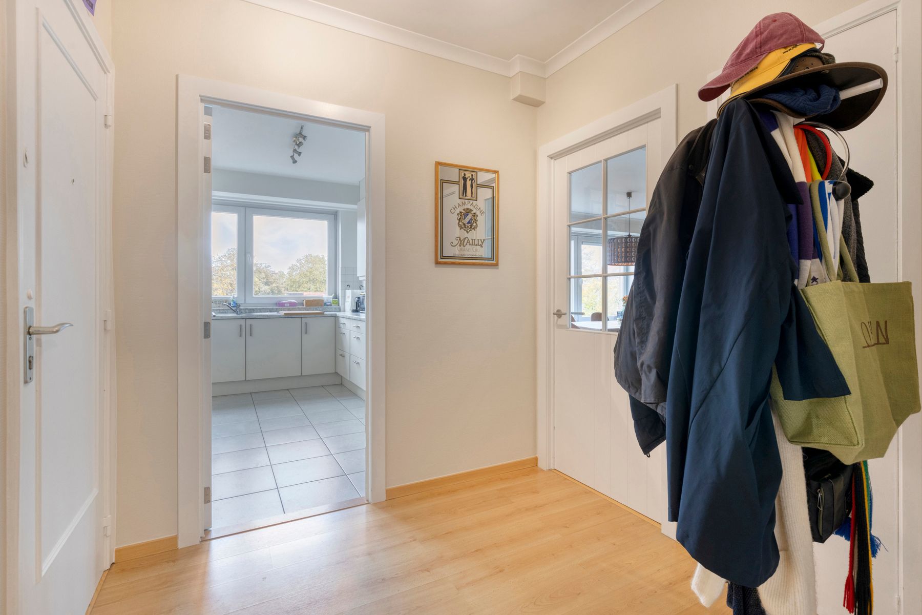 Ruim instapklaar appartement met 3 slaapkamers! foto 10