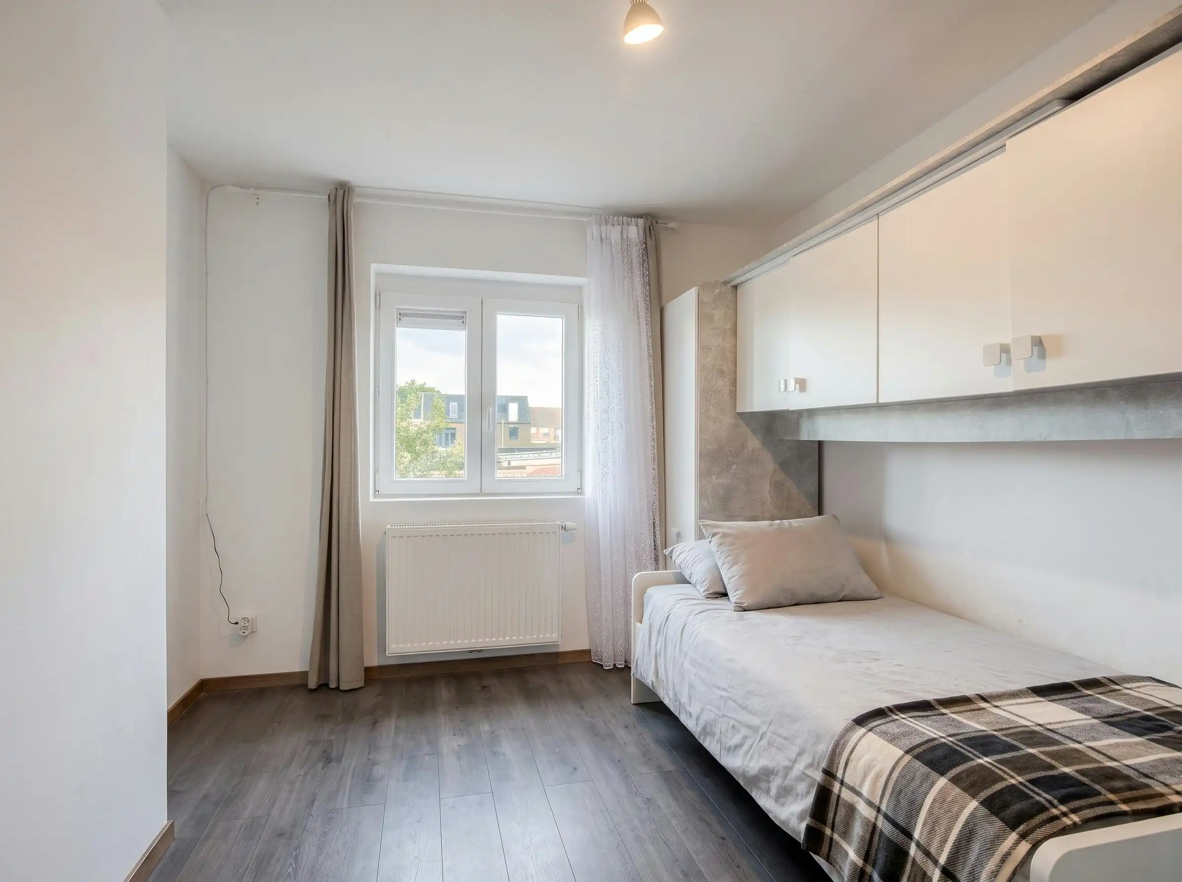 Instapklare woning met 4 slaapkamers en tuin in Ardooie foto 11