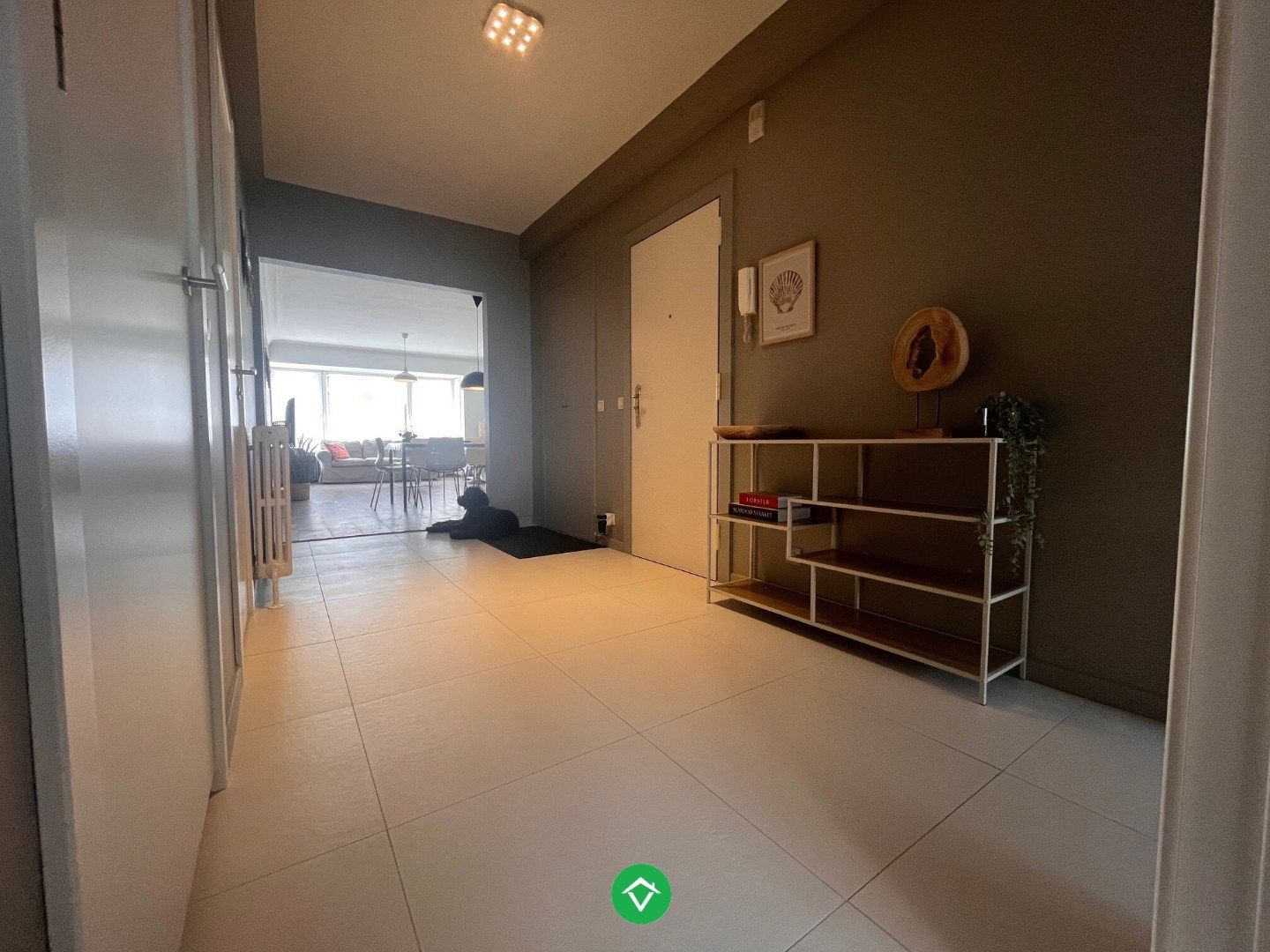 Ruim comfortabel appartement met riant terras, vlakbij zeedijk en Casino-kursaal foto 2