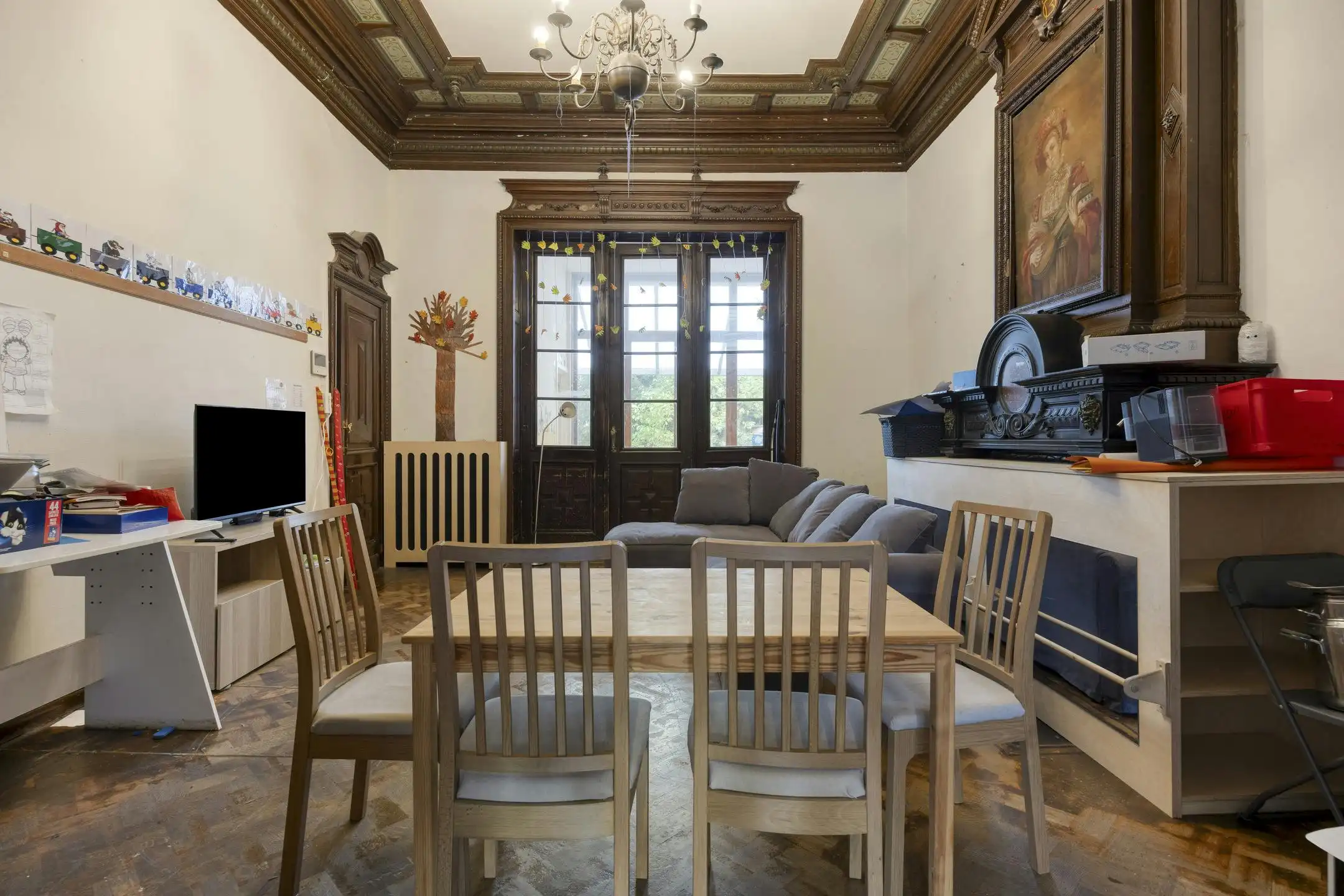 Op te frissen herenhuis met 7 slaapkamers en stadstuin. foto 5