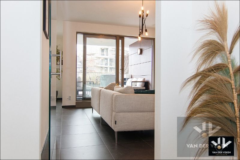 MOOI AFGEWERKT 2SLPK APPARTEMENT AAN QUARTIER BLEU foto 6