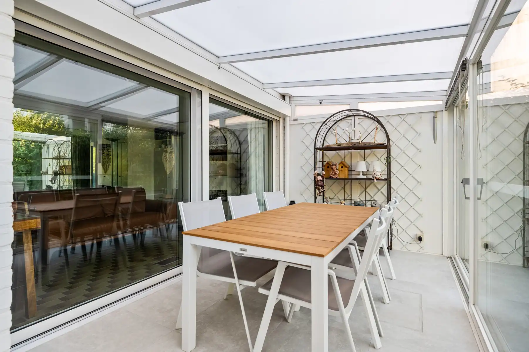 Modernistische woning met 6 slaapkamers en zuidwesttuin foto 17