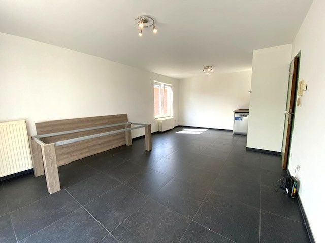 Gelijkvloers 2 slaapkamer appartement met garage in centrum van Geel foto 7
