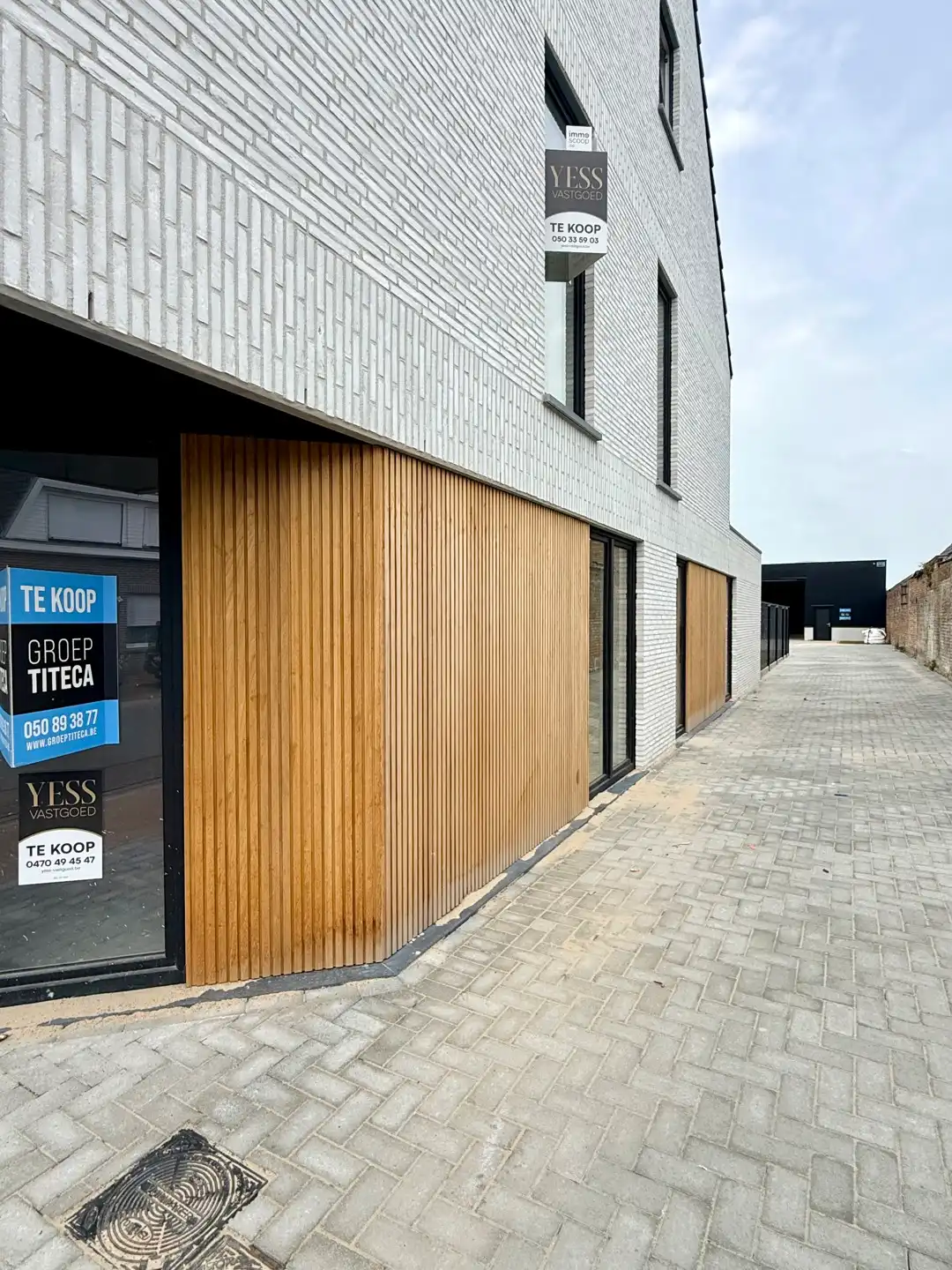 Ruime duplex appartement met 3 slaapkamers en 2 parkings foto 12