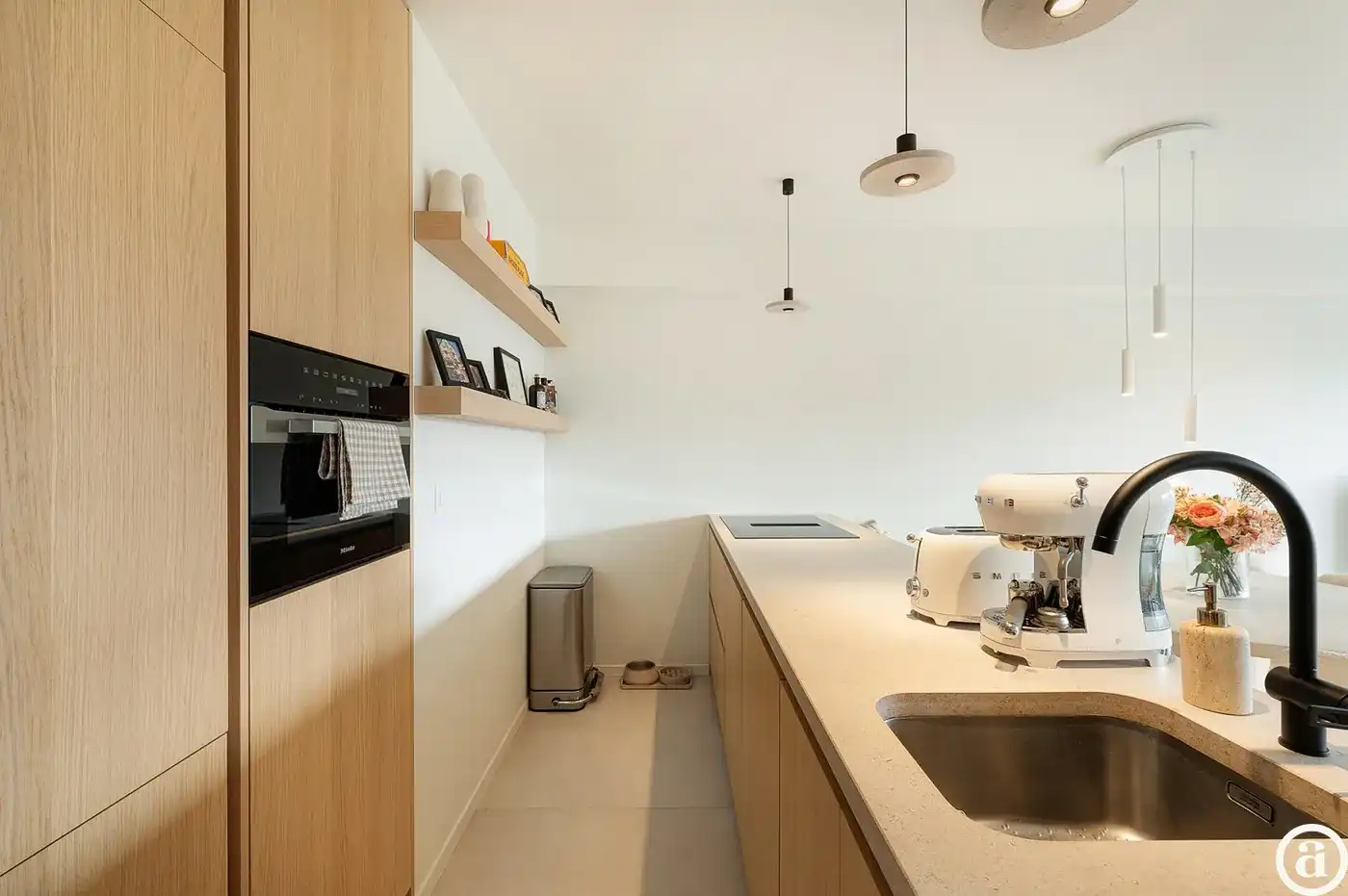 Mooi vernieuwd appartement met open uitzicht & 3 slaapkamers foto 14