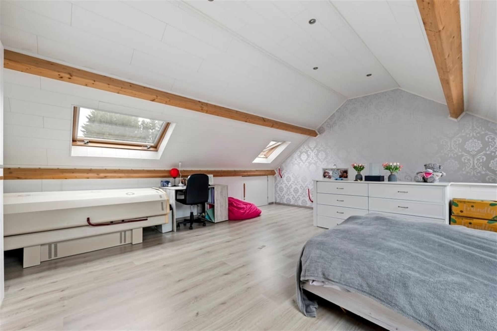 RUIME, INSTAPKLARE OPEN BEBOUWING MET PRACHTIGE TERRASSEN OP EEN RUSTIGE LOCATIE foto 21