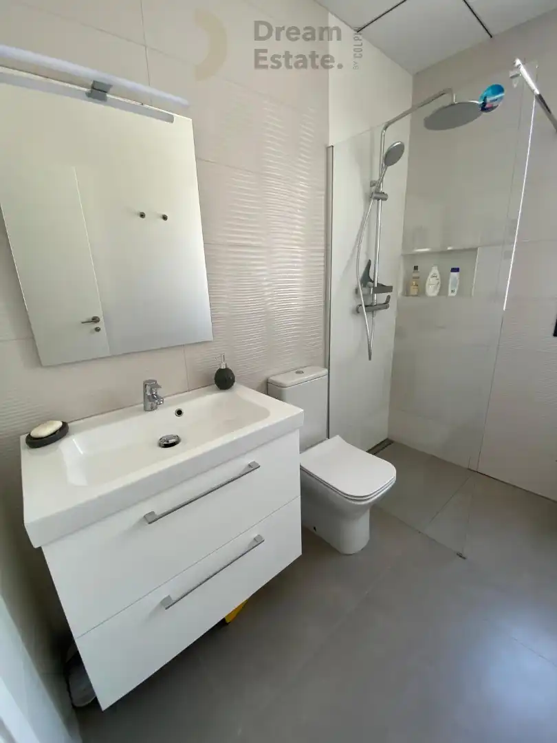 Exclusieve Designvilla instapklaar in Polop – Moderne Luxe met Zeezicht foto 8