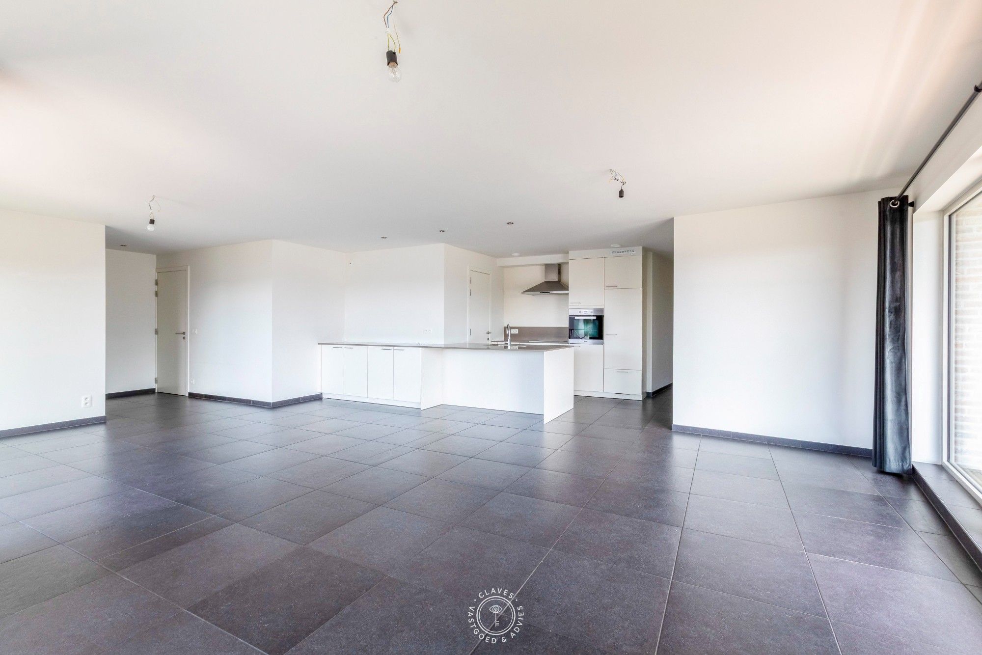 Licht, ruimte en prachtig Scheldezicht in hartje Temse foto 4