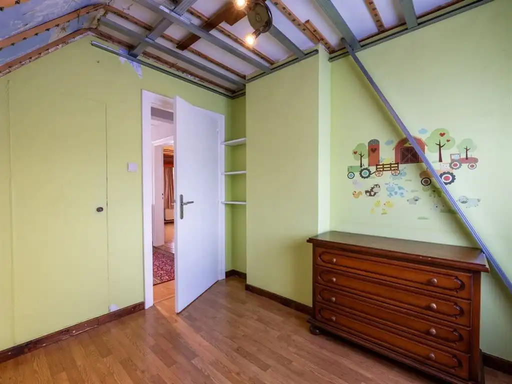 Verzorgde vrijstaande woning, grotendeels gerenoveerd foto 33