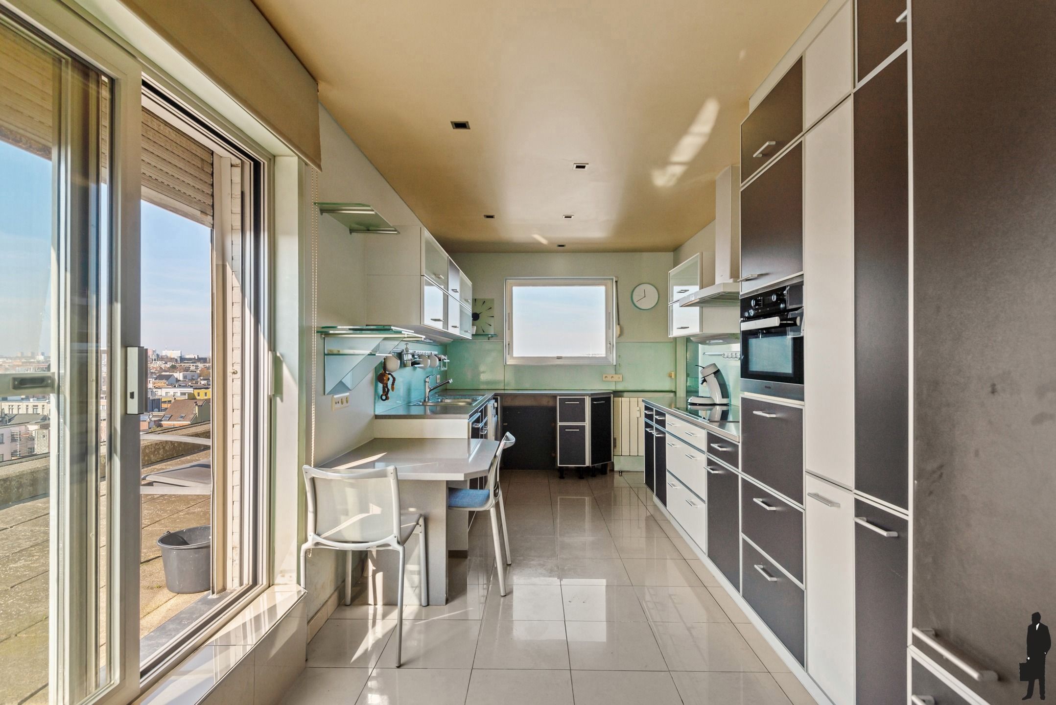 Penthouse met uniek terras foto 9