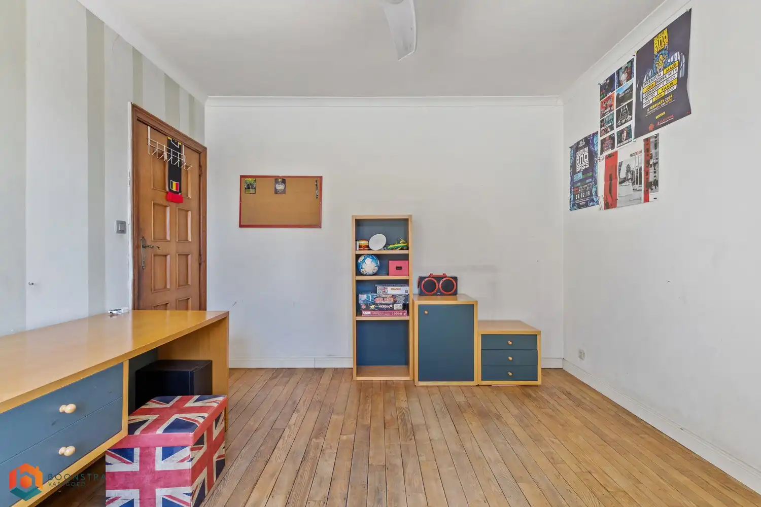 Ruime woning met handelsruimte en grote garage / werkplaats foto 25