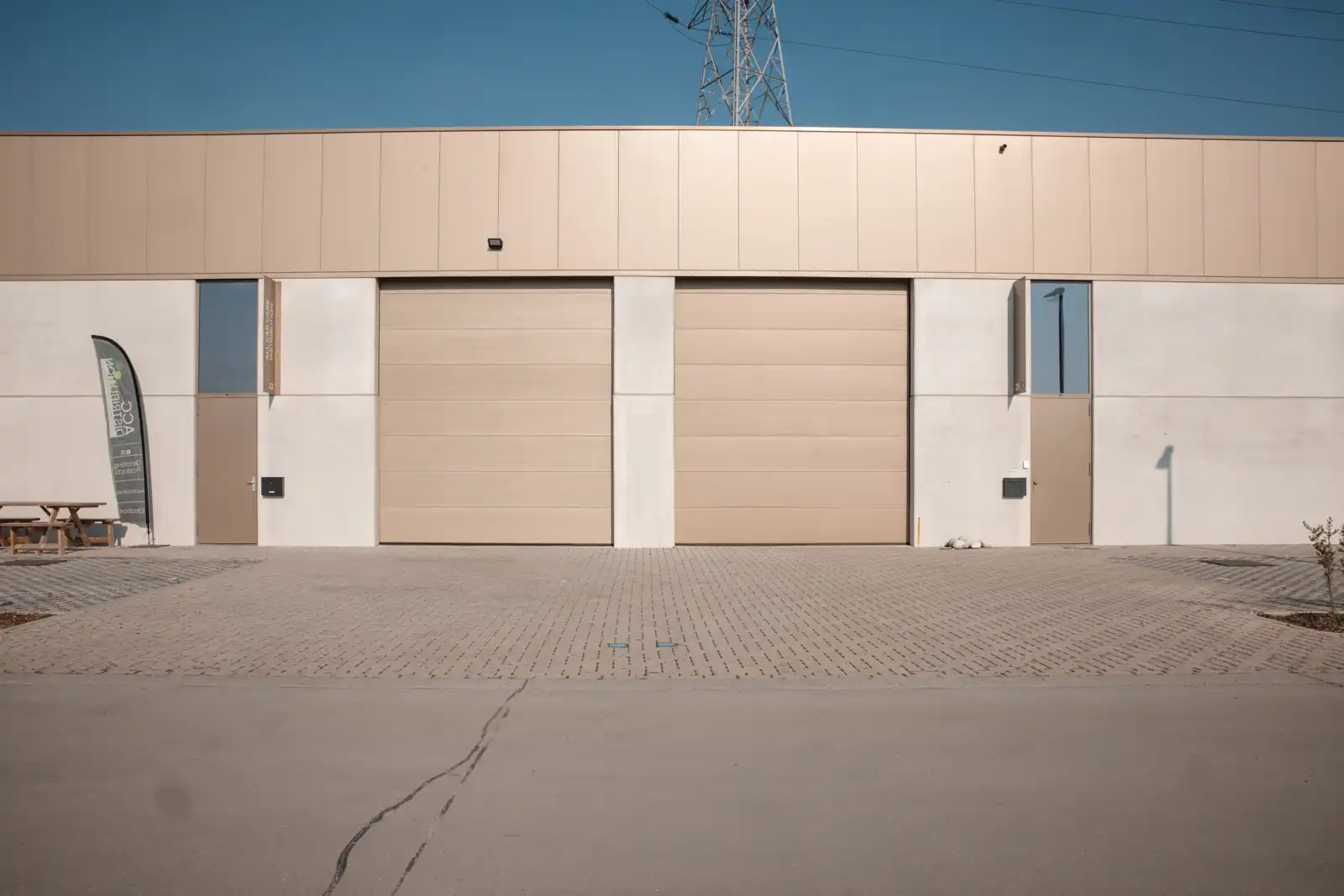 Bedrijfsgebouw te koop in Roeselare foto 2