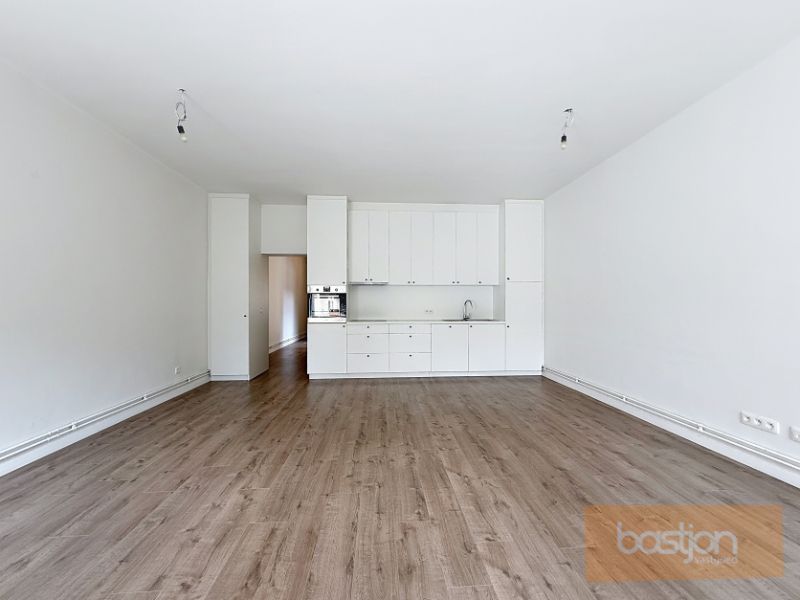 Volledig vernieuwd appartement in het centrum. foto 2