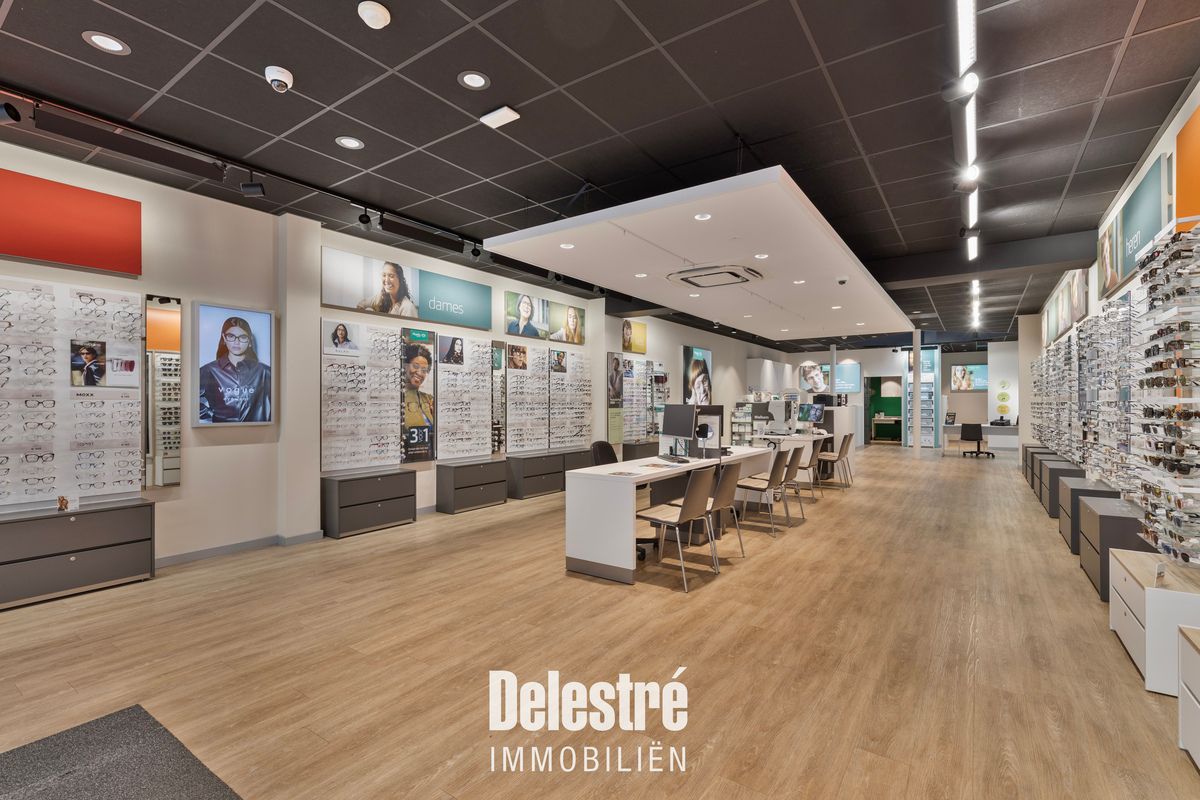 Opbrengsteigendom verhuurd aan PEARLE OPTICIENS  foto 6