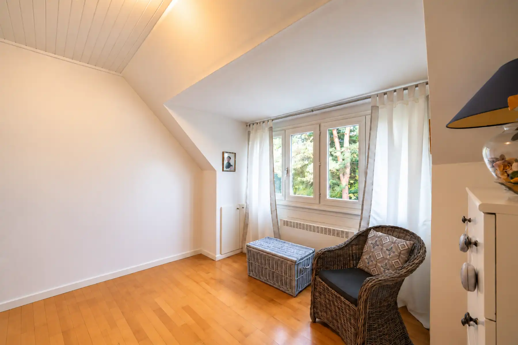 Rustig en groen gelegen statige, instapklare villa foto 25