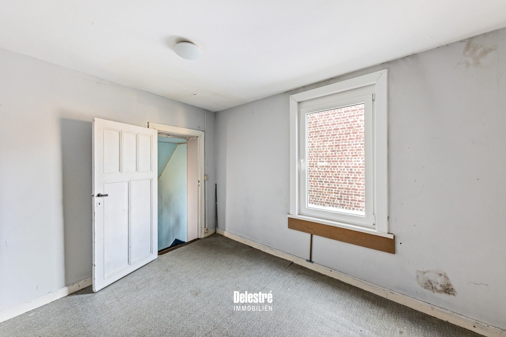  RENOVATIEPAREL MET GARAGE EN ZALIGE TUIN WELLE foto 16