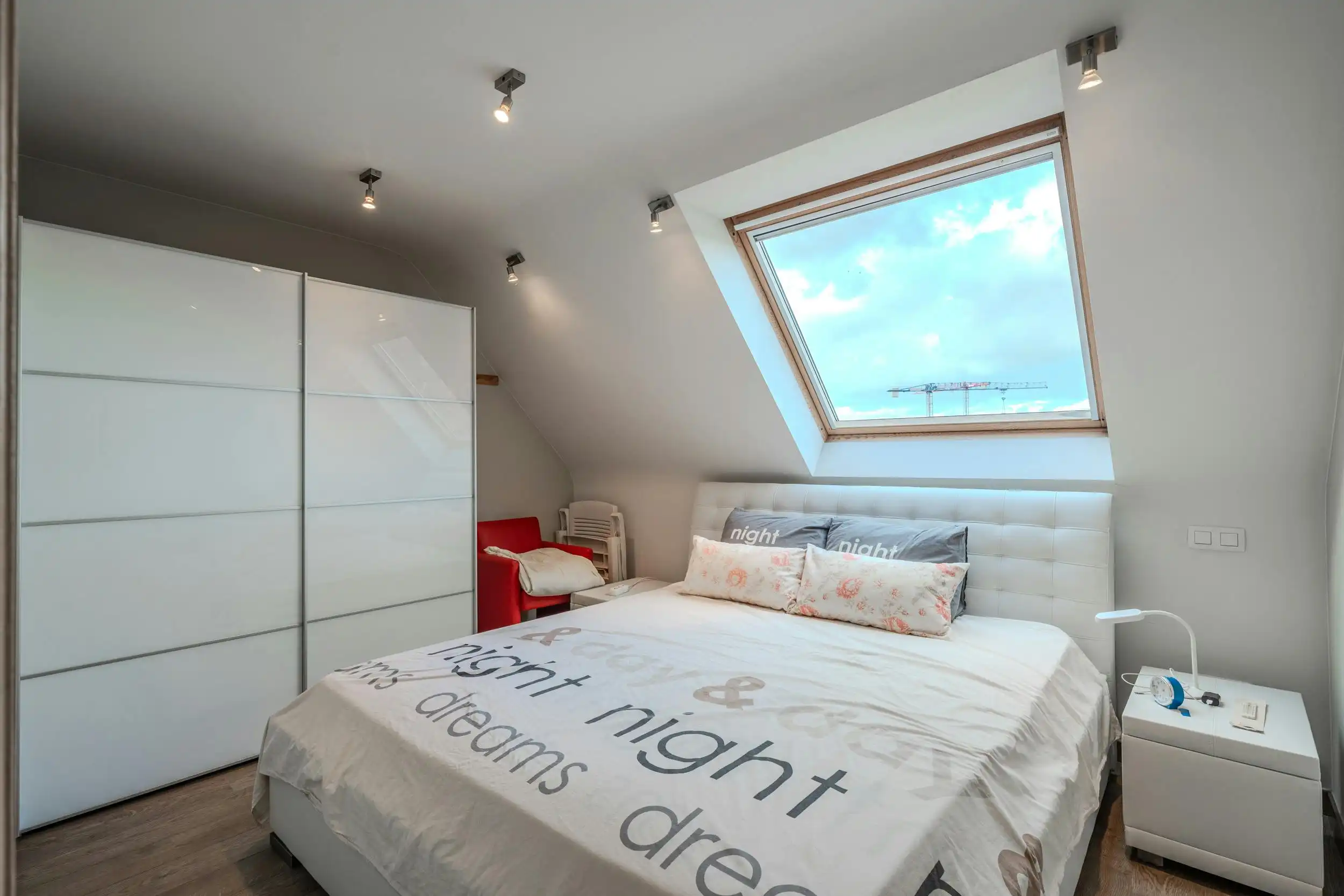 Prachtig duplexappartement met 2 volwaardige slaapkamers foto 13