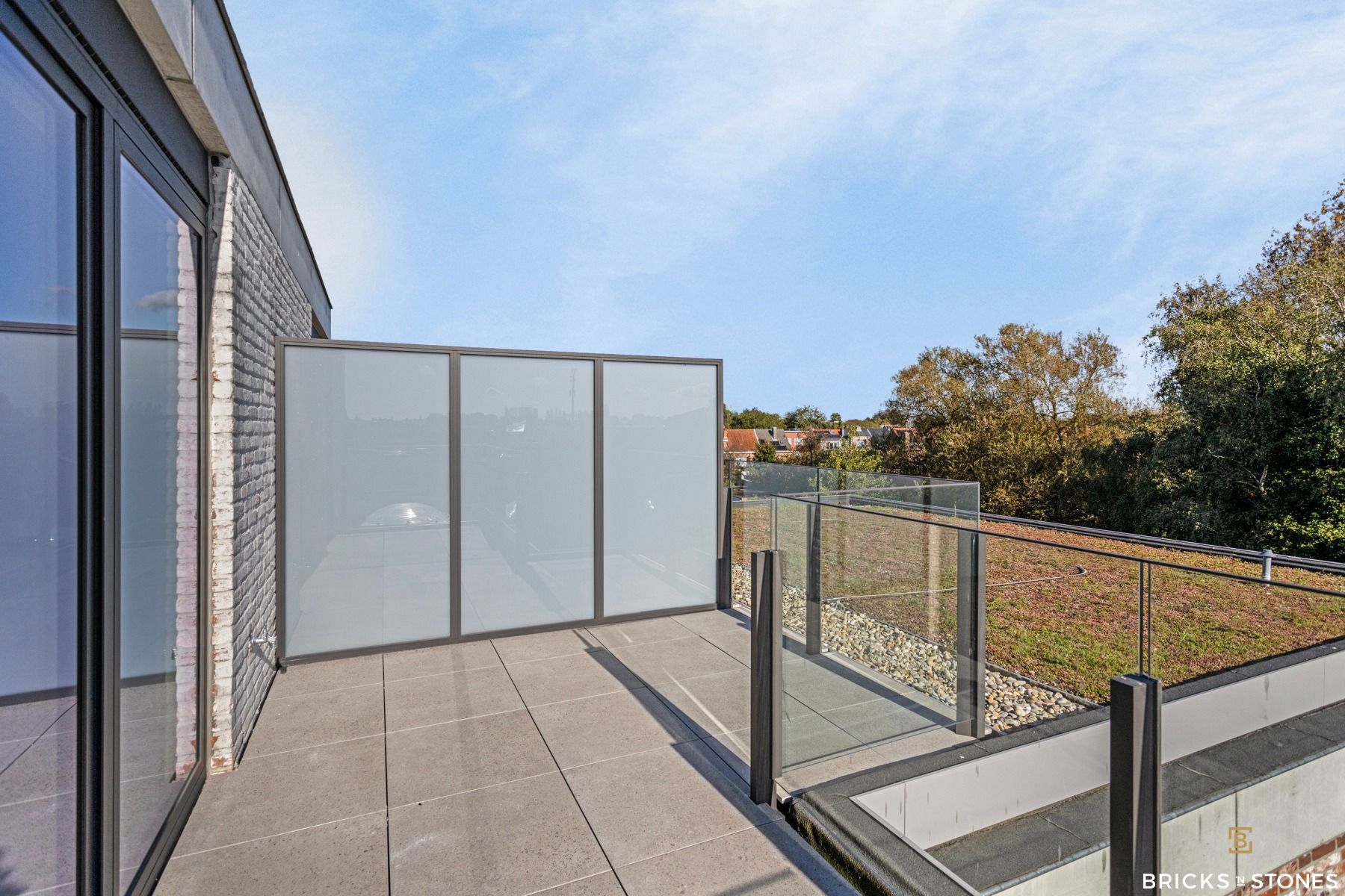Energiezuinig duplex appartement met 2 slpkms en 2 terrassen foto 14