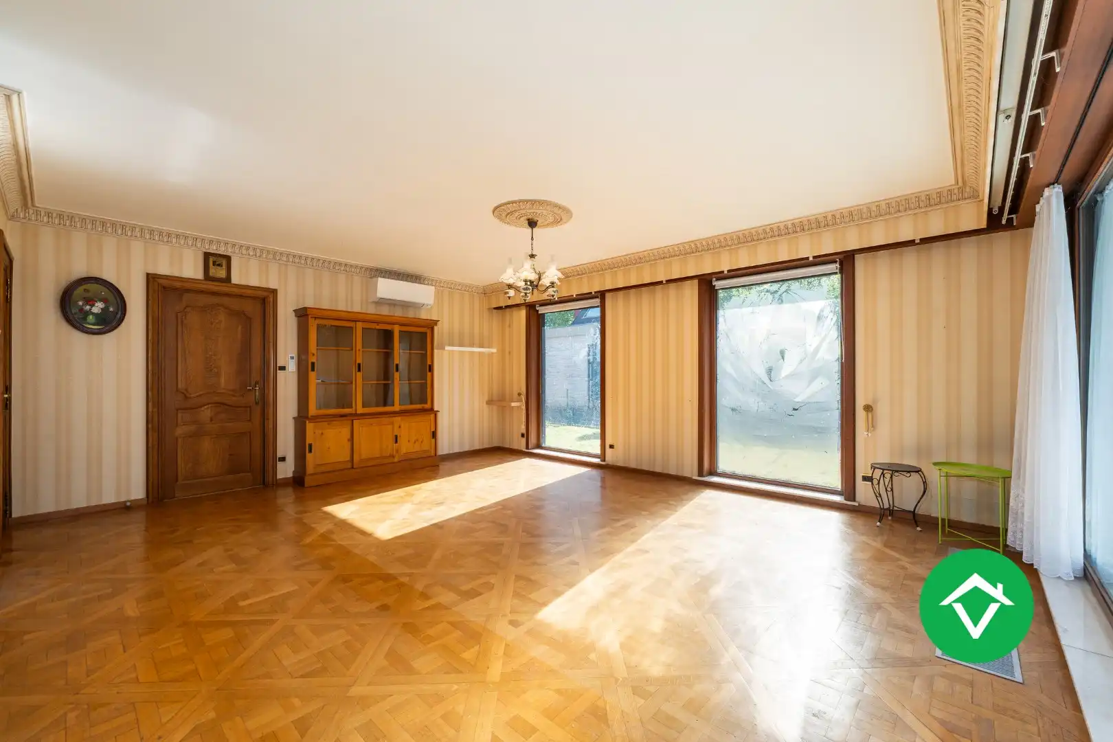 Zeer ruime en instapklare woning met veel mogelijkheden te Eernegem foto 6