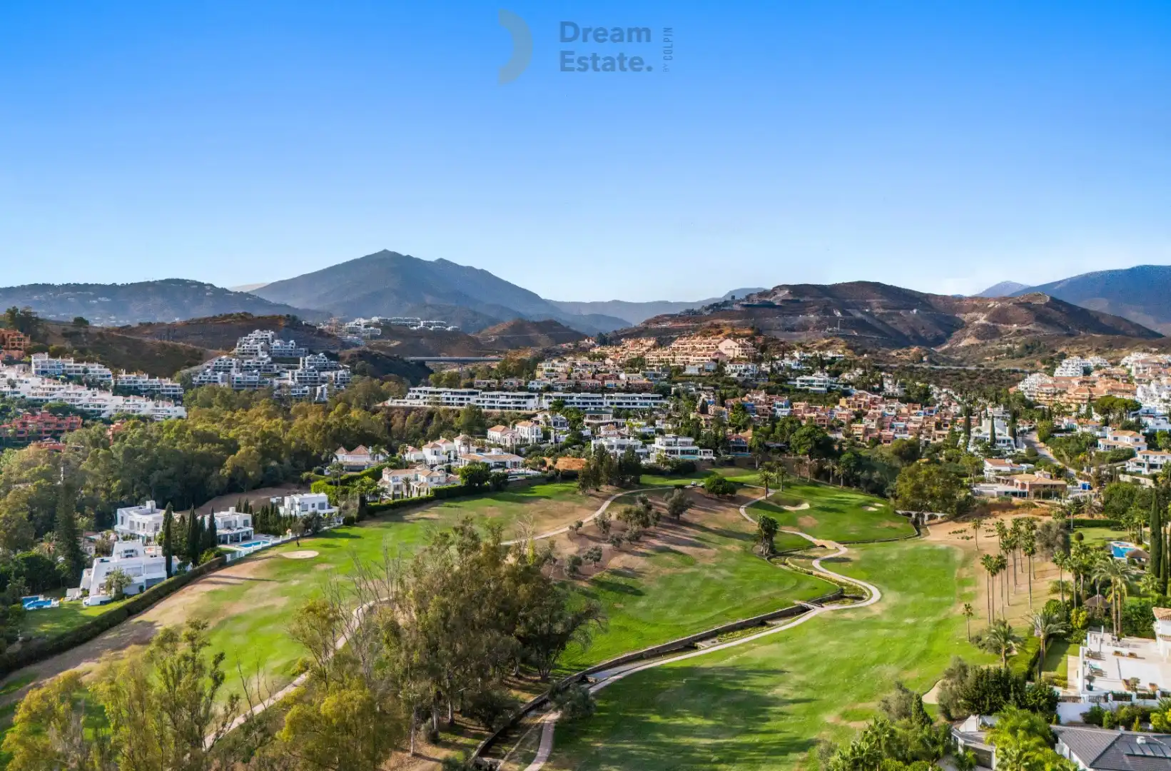 Schitterende nieuwe villa gelegen te La Cerquila, Nueva Andalucía, Marbella. foto 40