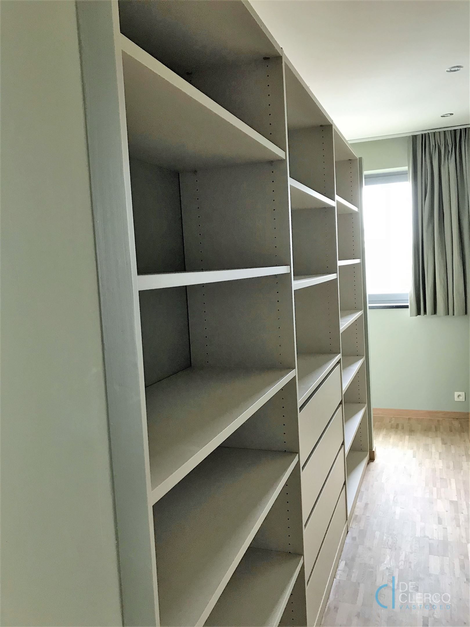 Mooi recent, luxueus en ruim appartement nabij Lochristi Dorp! foto 20
