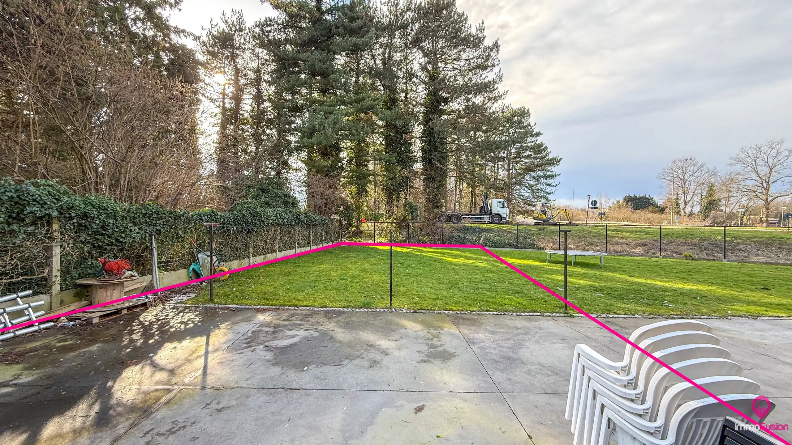 Instapklare woning met 3slpks, kelder en mooie tuin in Ham! foto 37