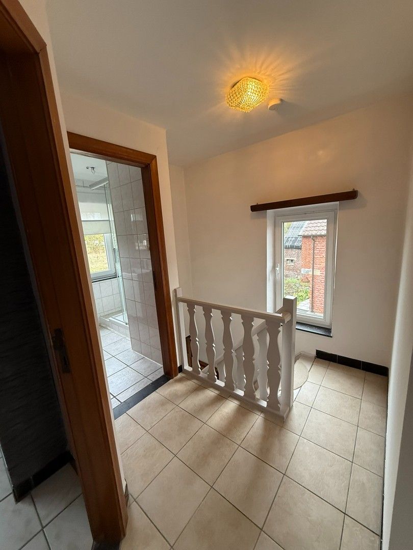 Instapklare woning met 3 slaapkamers en garage in Diepenbeek. foto 19