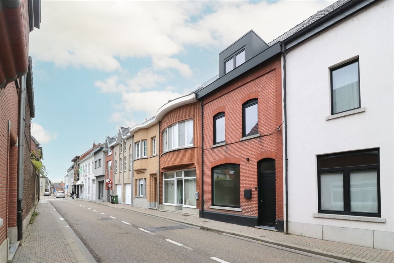 Hoogwaardig gerenoveerde stadswoning met 3slk en tuintje foto 36