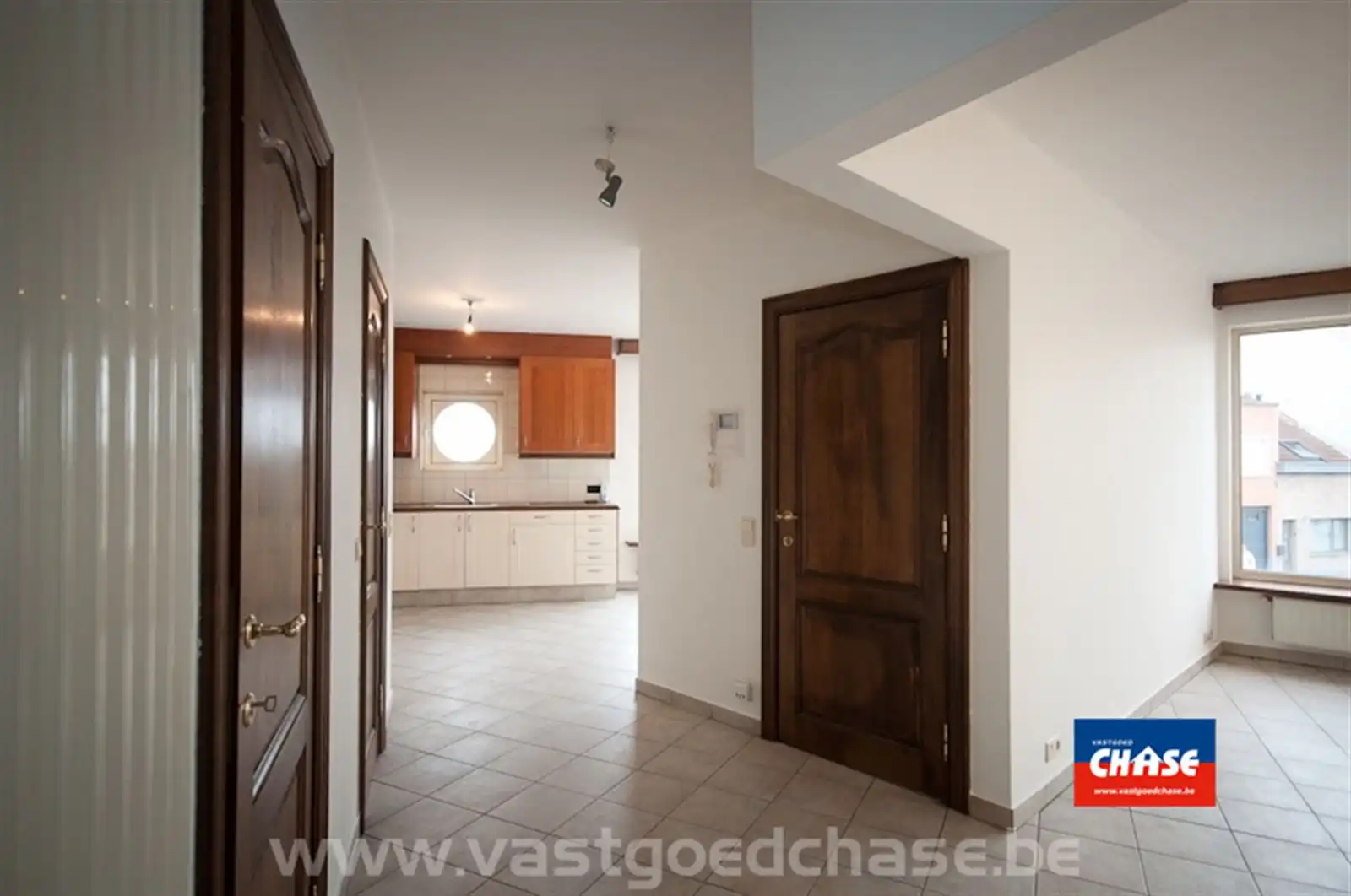 Appartement met 1 slaapkamer, terras en garage foto 16
