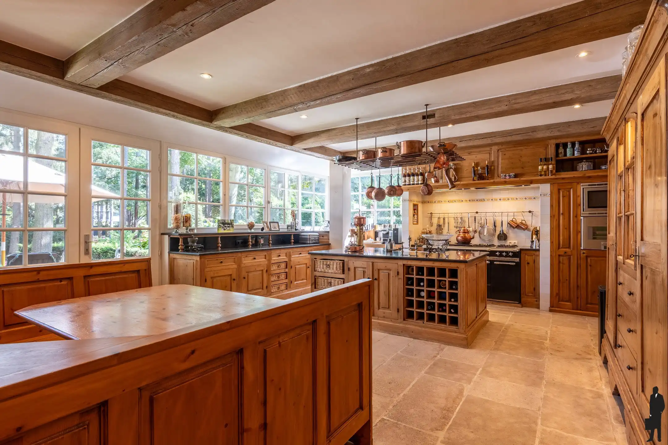 Tijdloze villa met 5 slks, 2 bdks en buitenzwembad foto 12