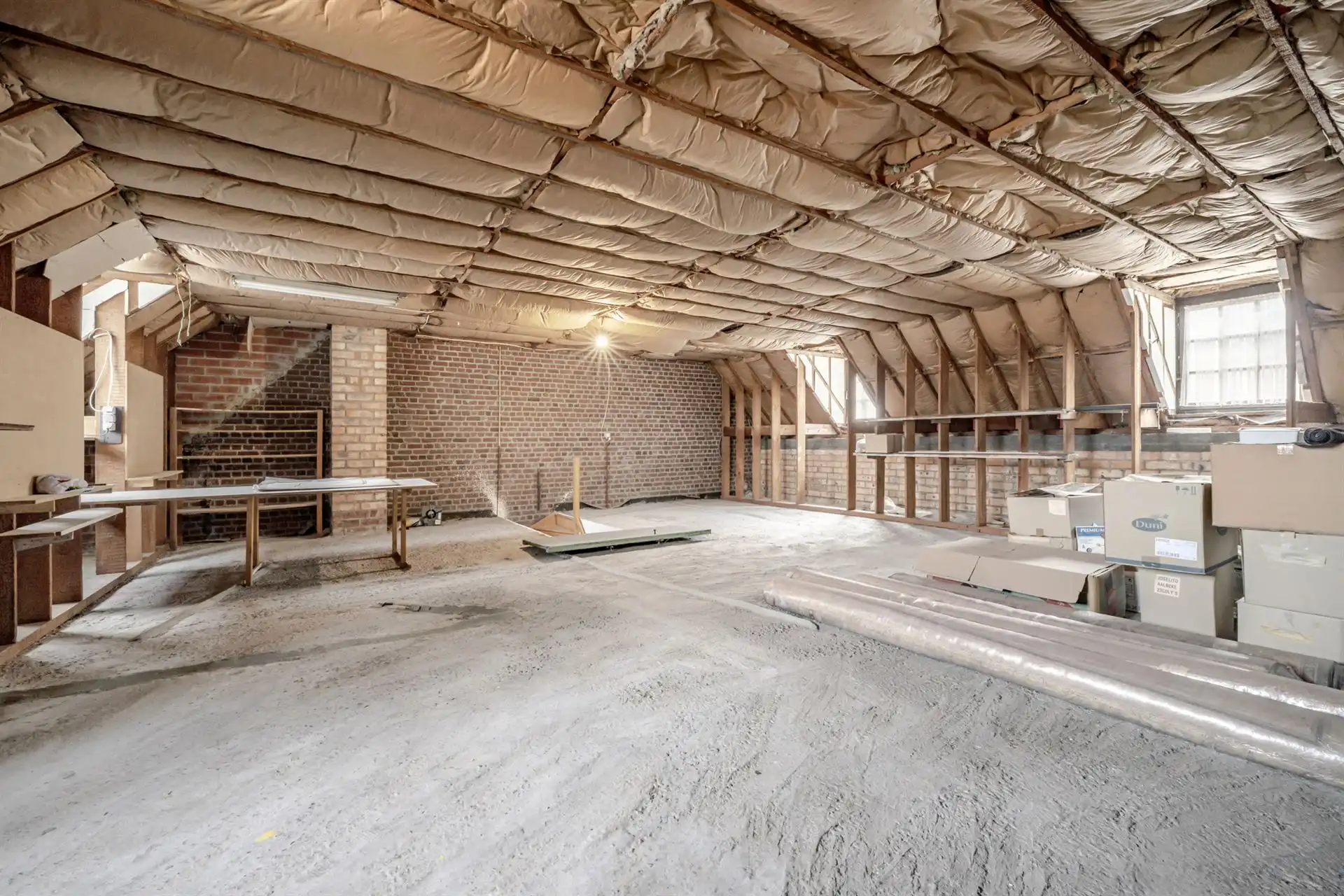 Charmante herenwoning met uitweg achteraan (3 garages) foto 19