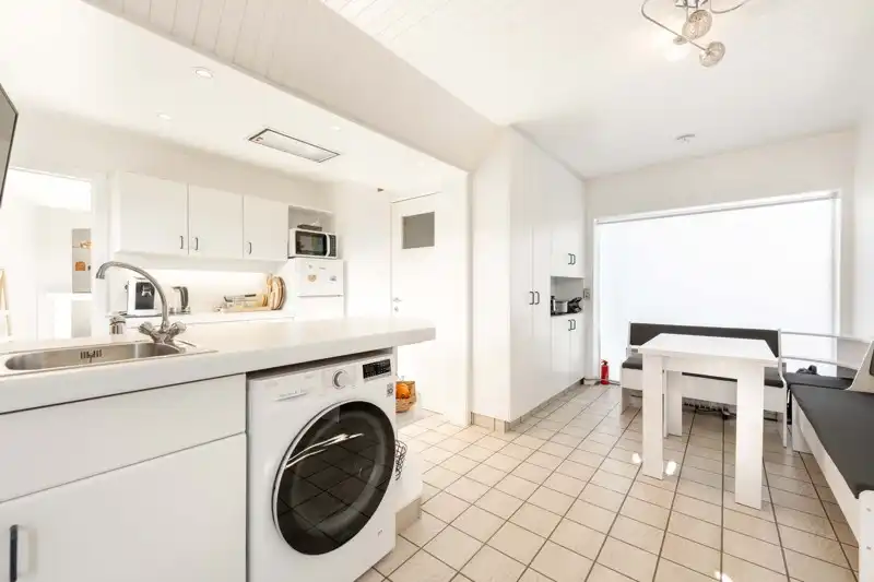 Instapklare gezinswoning, halfopen bebouwing, met 3 slaapkamers én garage TE KOOP in Desselgem! 🏡 foto 9