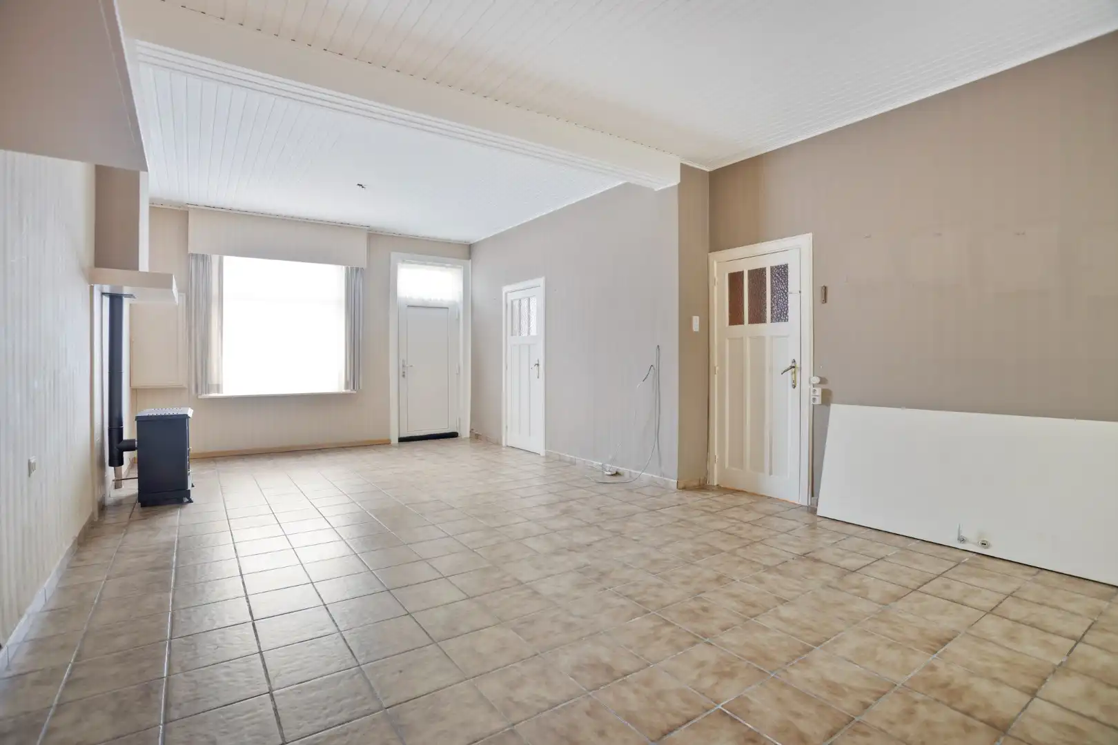 Te renoveren hoevewoning, landelijk gelegen op een uniek perceel van 1.924  m² ! foto 3