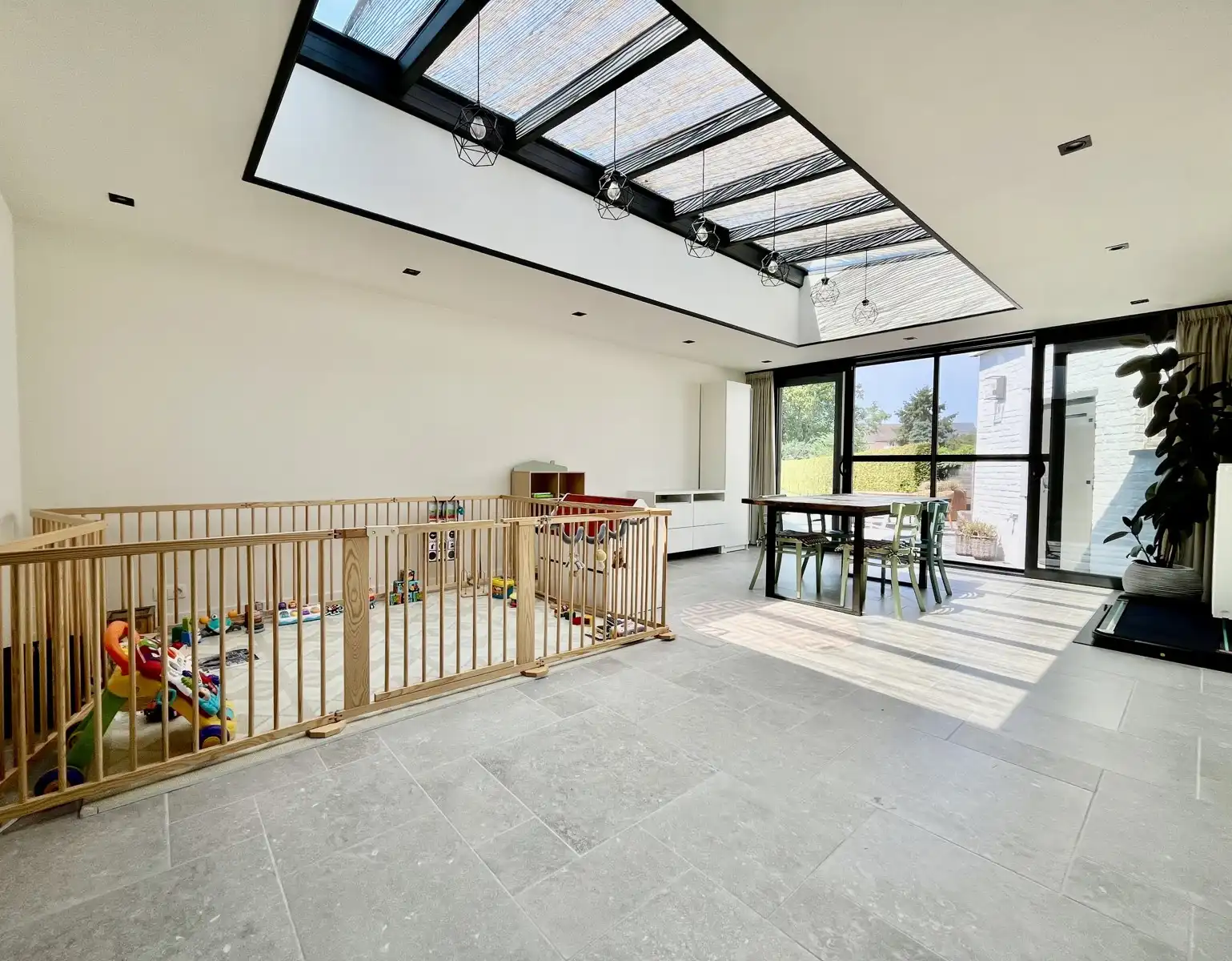 TE KOOP - instapklare woning met 3 slaapkamers en tuin foto 9