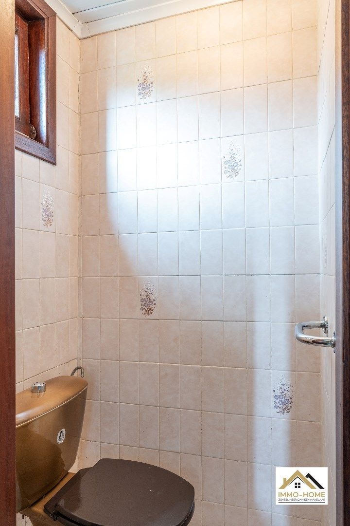 Op te frissen woning op topligging in centrum Lochristi!  foto 26