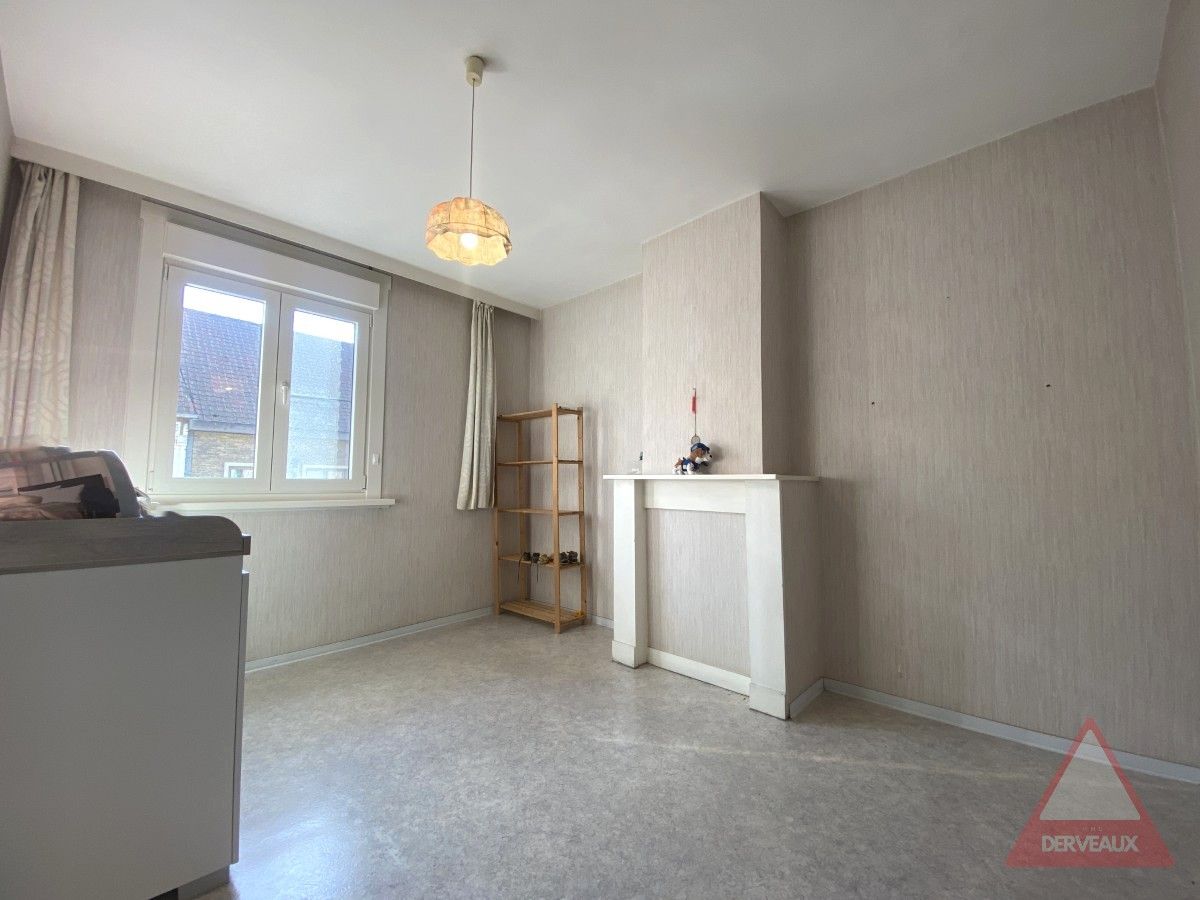 Zonnebeke - Woning met diepe tuin en dubbele garage in het centrum foto 9