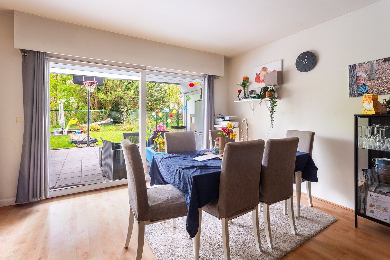 Aangenaam gelijkvloers appartement met groen en open uitzicht! foto 5